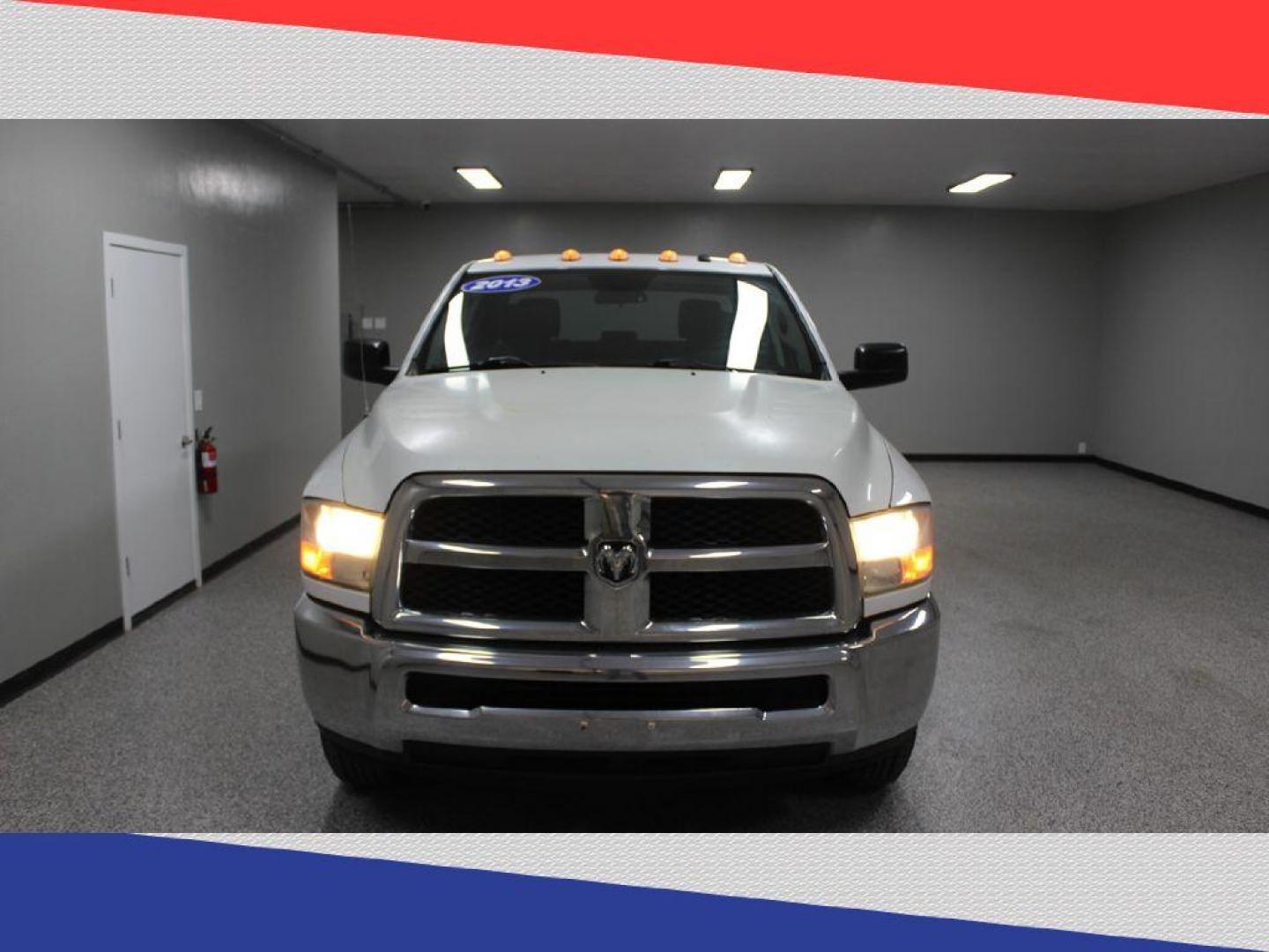 2013 Ram 2500 Tradesman Crew Cab SWB 4WD (3C6TR5CT4DG) with an 5.7L V8 OHV 16V engine, 6-Speed Automatic transmission, located at 5170 N La Cholla Blvd, Tucson, AZ, 85705, (520) 989-0282, 32.228245, -111.011742 - 2013 Ram 2500 - Photo#7