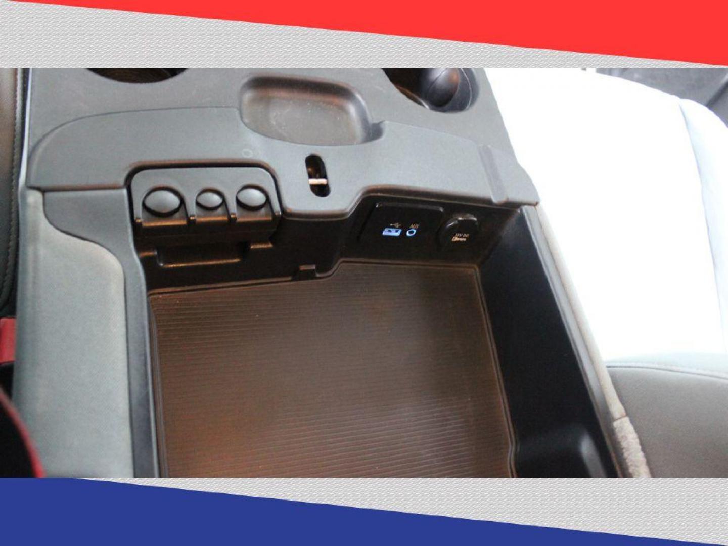 2013 Ram 2500 Tradesman Crew Cab SWB 4WD (3C6TR5CT4DG) with an 5.7L V8 OHV 16V engine, 6-Speed Automatic transmission, located at 5170 N La Cholla Blvd, Tucson, AZ, 85705, (520) 989-0282, 32.228245, -111.011742 - 2013 Ram 2500 - Photo#20