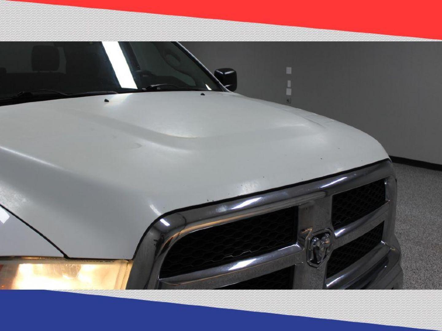 2013 Ram 2500 Tradesman Crew Cab SWB 4WD (3C6TR5CT4DG) with an 5.7L V8 OHV 16V engine, 6-Speed Automatic transmission, located at 5170 N La Cholla Blvd, Tucson, AZ, 85705, (520) 989-0282, 32.228245, -111.011742 - 2013 Ram 2500 - Photo#32