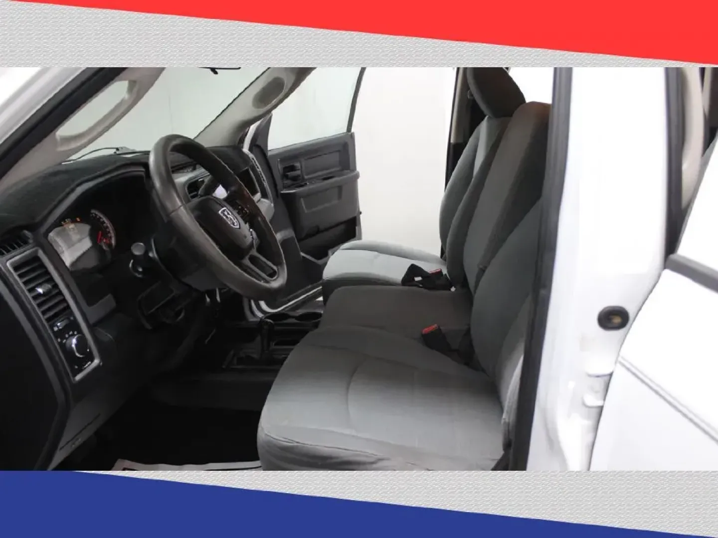 2013 Ram 2500 Tradesman Crew Cab SWB 4WD (3C6TR5CT4DG) with an 5.7L V8 OHV 16V engine, 6-Speed Automatic transmission, located at 5170 N La Cholla Blvd, Tucson, AZ, 85705, (520) 989-0282, 32.228245, -111.011742 - 2013 Ram 2500 - Photo#22