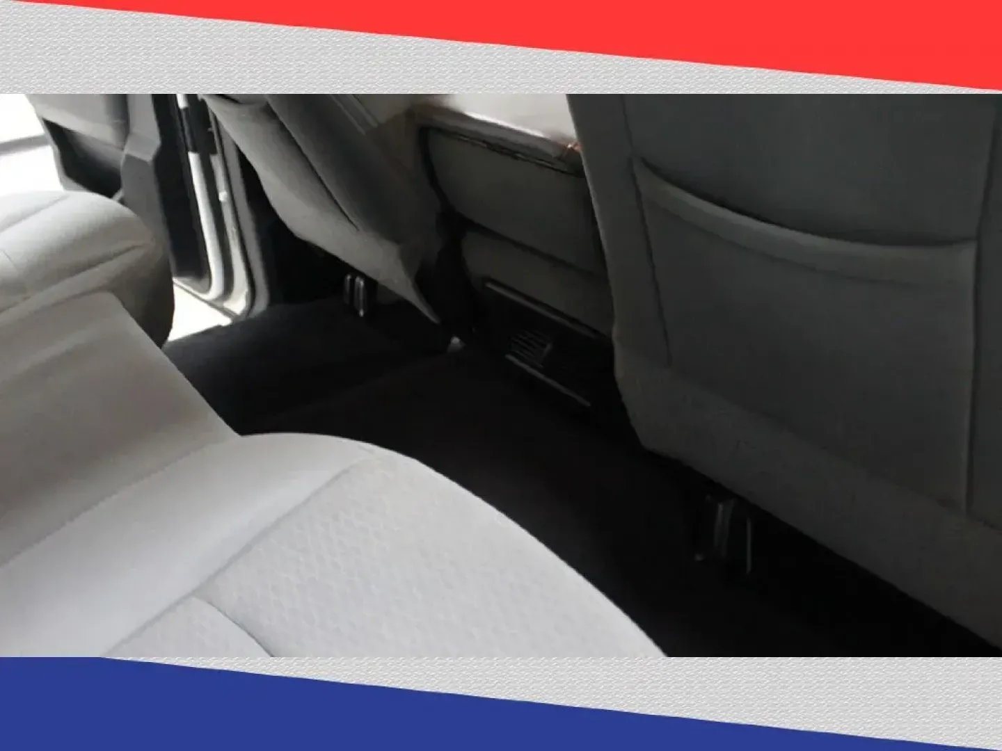 2013 Ram 2500 Tradesman Crew Cab SWB 4WD (3C6TR5CT4DG) with an 5.7L V8 OHV 16V engine, 6-Speed Automatic transmission, located at 5170 N La Cholla Blvd, Tucson, AZ, 85705, (520) 989-0282, 32.228245, -111.011742 - 2013 Ram 2500 - Photo#26