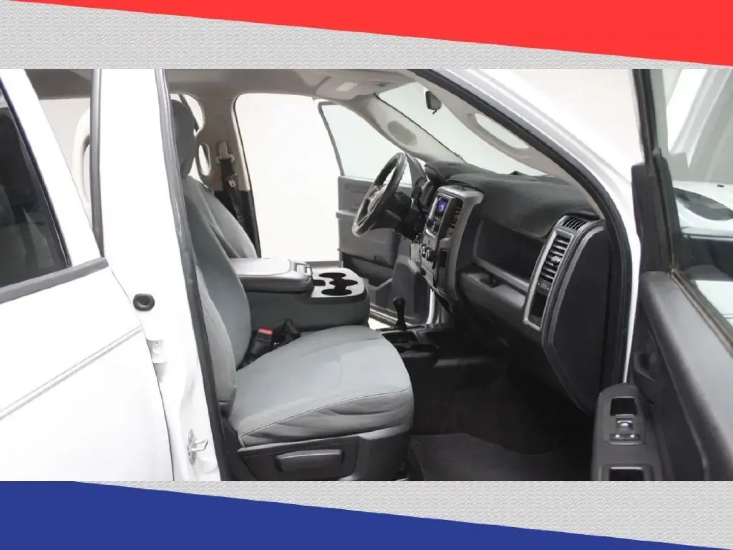 2013 Ram 2500 Tradesman Crew Cab SWB 4WD (3C6TR5CT4DG) with an 5.7L V8 OHV 16V engine, 6-Speed Automatic transmission, located at 5170 N La Cholla Blvd, Tucson, AZ, 85705, (520) 989-0282, 32.228245, -111.011742 - 2013 Ram 2500 - Photo#28