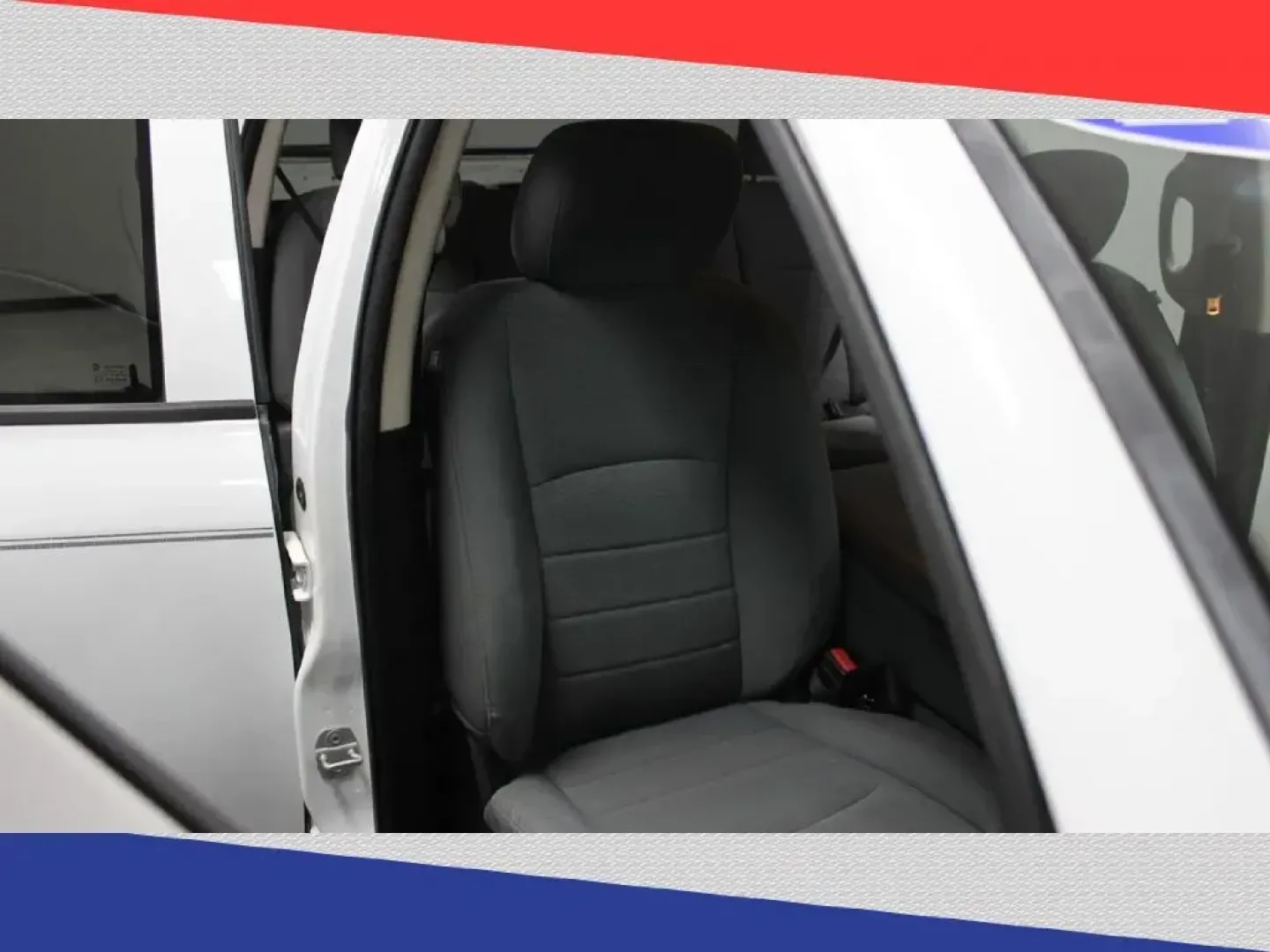 2013 Ram 2500 Tradesman Crew Cab SWB 4WD (3C6TR5CT4DG) with an 5.7L V8 OHV 16V engine, 6-Speed Automatic transmission, located at 5170 N La Cholla Blvd, Tucson, AZ, 85705, (520) 989-0282, 32.228245, -111.011742 - 2013 Ram 2500 - Photo#29