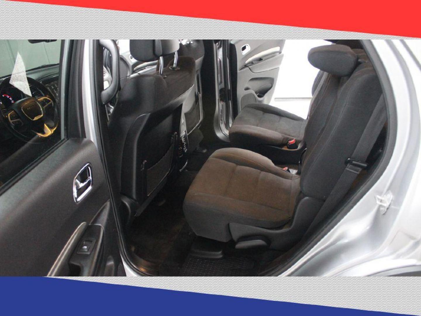2014 Dodge Durango SXT RWD (1C4RDHAG0EC) with an 3.6L V6 DOHC 24V engine, 8-Speed Automatic transmission, located at 5170 N La Cholla Blvd, Tucson, AZ, 85705, (520) 989-0282, 32.228245, -111.011742 - 2014 Dodge Durango - Photo#22