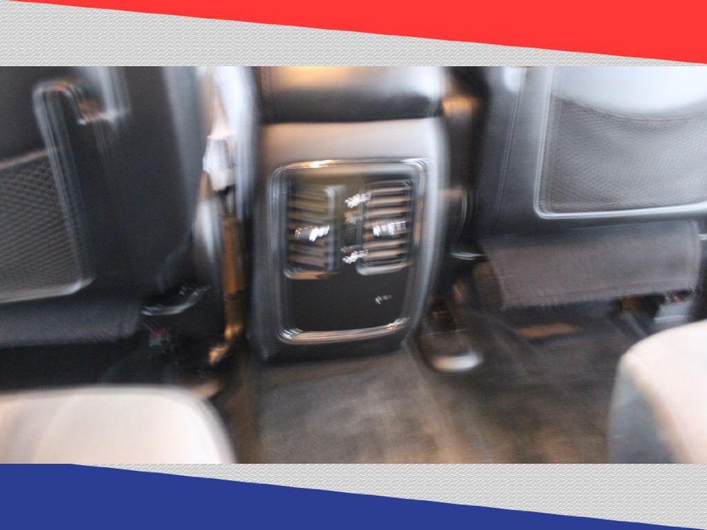 2014 Dodge Durango SXT RWD (1C4RDHAG0EC) with an 3.6L V6 DOHC 24V engine, 8-Speed Automatic transmission, located at 5170 N La Cholla Blvd, Tucson, AZ, 85705, (520) 989-0282, 32.228245, -111.011742 - 2014 Dodge Durango - Photo#23