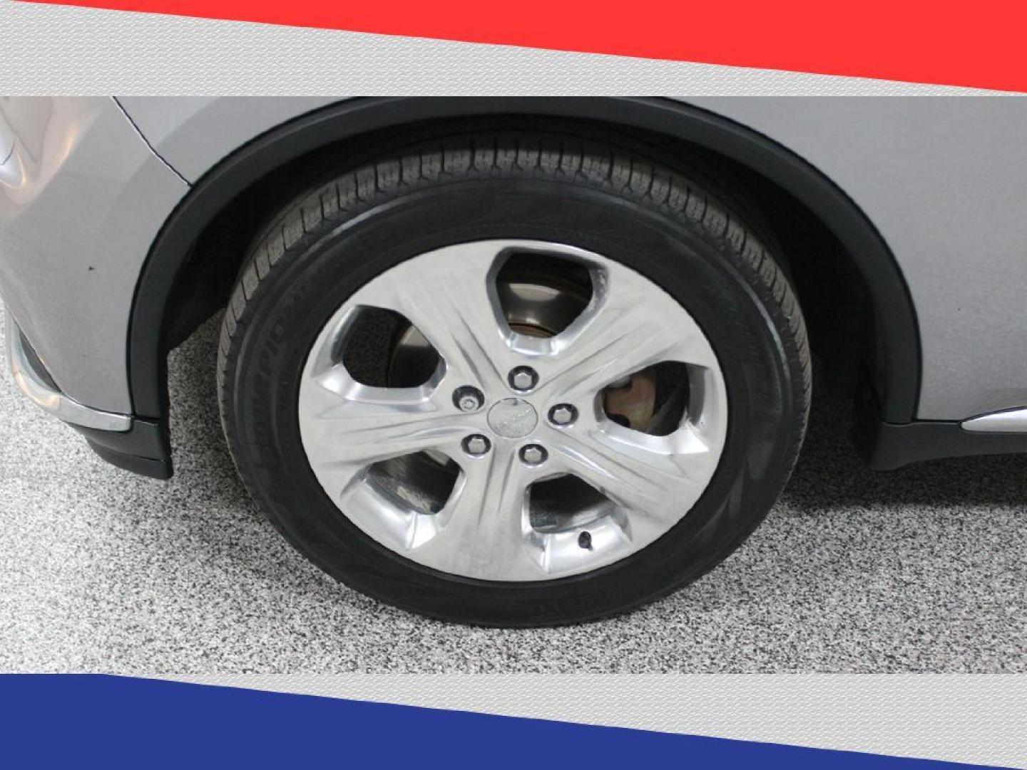 2014 Dodge Durango SXT RWD (1C4RDHAG0EC) with an 3.6L V6 DOHC 24V engine, 8-Speed Automatic transmission, located at 5170 N La Cholla Blvd, Tucson, AZ, 85705, (520) 989-0282, 32.228245, -111.011742 - 2014 Dodge Durango - Photo#41
