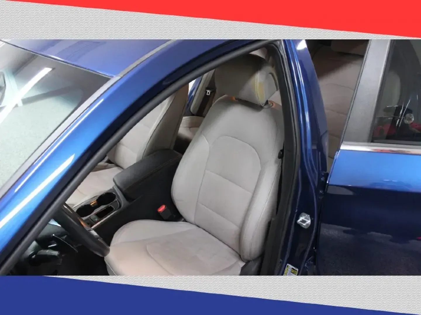 2017 Hyundai Sonata Sport 2.0T (5NPE34ABXHH) with an 2.0L L4 DOHC 16V TURBO engine, 6A transmission, located at 5170 N La Cholla Blvd, Tucson, AZ, 85705, (520) 989-0282, 32.228245, -111.011742 - 2017 Hyundai Sonata - Photo#11