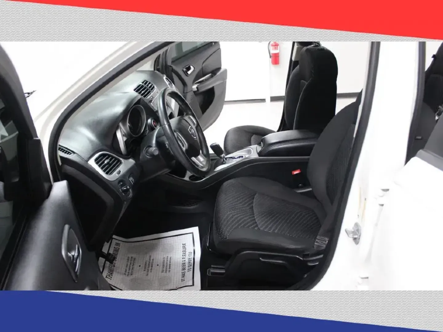 2018 Dodge Journey SXT (3C4PDCBG0JT) with an 3.6L V6 DOHC 24V engine, 4A transmission, located at 5170 N La Cholla Blvd, Tucson, AZ, 85705, (520) 989-0282, 32.228245, -111.011742 - 2018 Dodge Journey - Photo#10