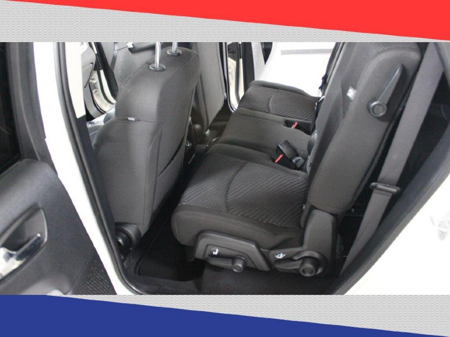 2018 Dodge Journey SXT (3C4PDCBG0JT) with an 3.6L V6 DOHC 24V engine, 4A transmission, located at 5170 N La Cholla Blvd, Tucson, AZ, 85705, (520) 989-0282, 32.228245, -111.011742 - 2018 Dodge Journey - Photo#23