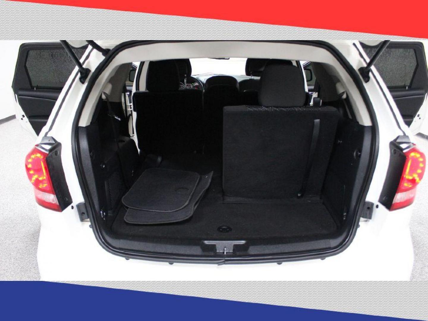 2018 Dodge Journey SXT (3C4PDCBG0JT) with an 3.6L V6 DOHC 24V engine, 4A transmission, located at 5170 N La Cholla Blvd, Tucson, AZ, 85705, (520) 989-0282, 32.228245, -111.011742 - 2018 Dodge Journey - Photo#27