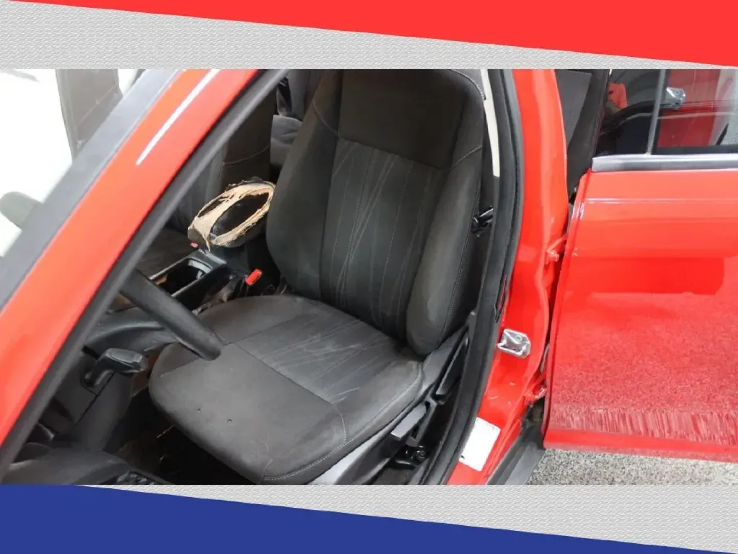 2017 Ford Focus SE Sedan (1FADP3F28HL) with an 2.0L L4 DOHC 16V engine, Automatic transmission, located at 5170 N La Cholla Blvd, Tucson, AZ, 85705, (520) 989-0282, 32.228245, -111.011742 - 2017 Ford Focus - Photo#11