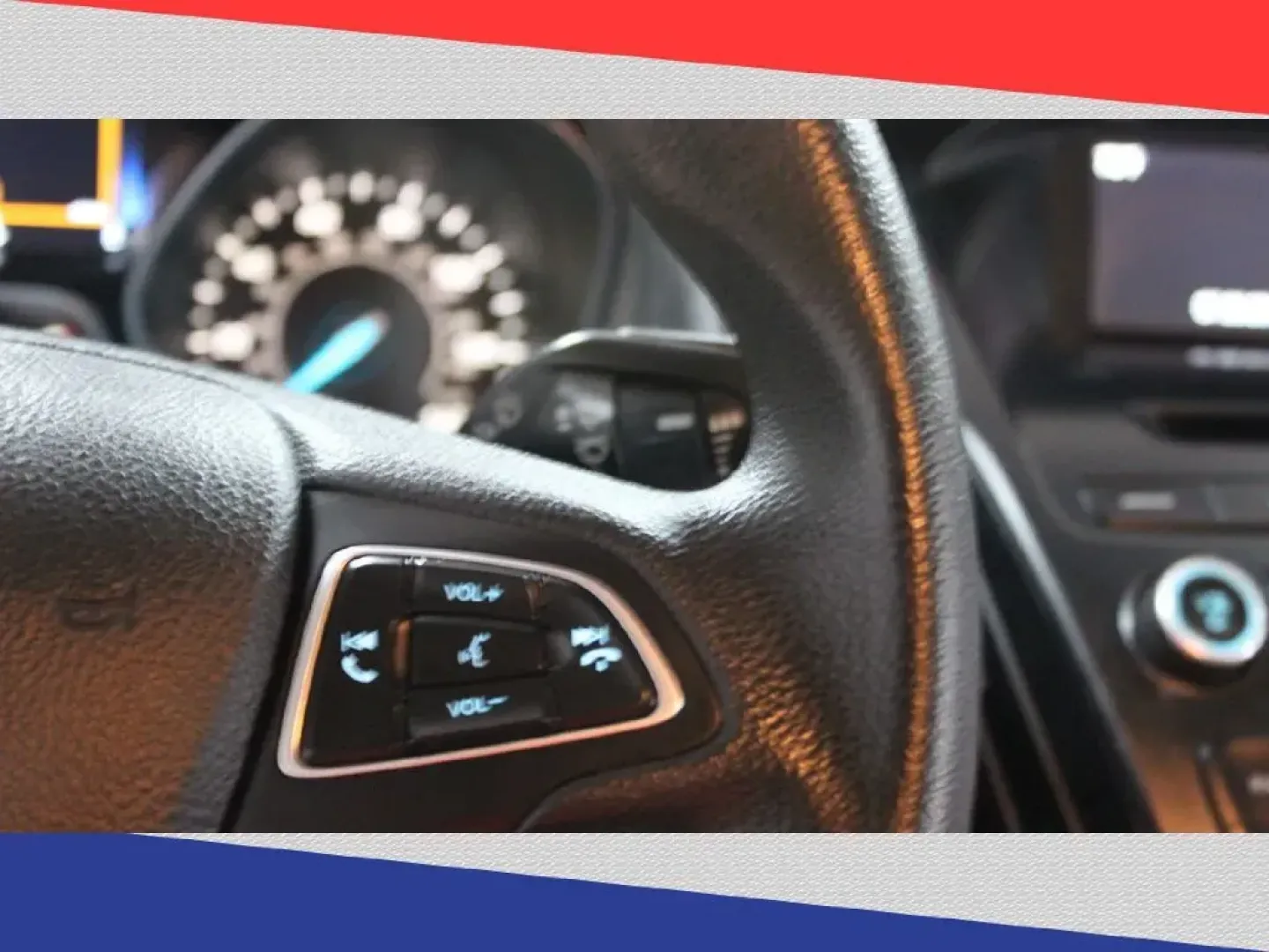2017 Ford Focus SE Sedan (1FADP3F28HL) with an 2.0L L4 DOHC 16V engine, Automatic transmission, located at 5170 N La Cholla Blvd, Tucson, AZ, 85705, (520) 989-0282, 32.228245, -111.011742 - 2017 Ford Focus - Photo#15
