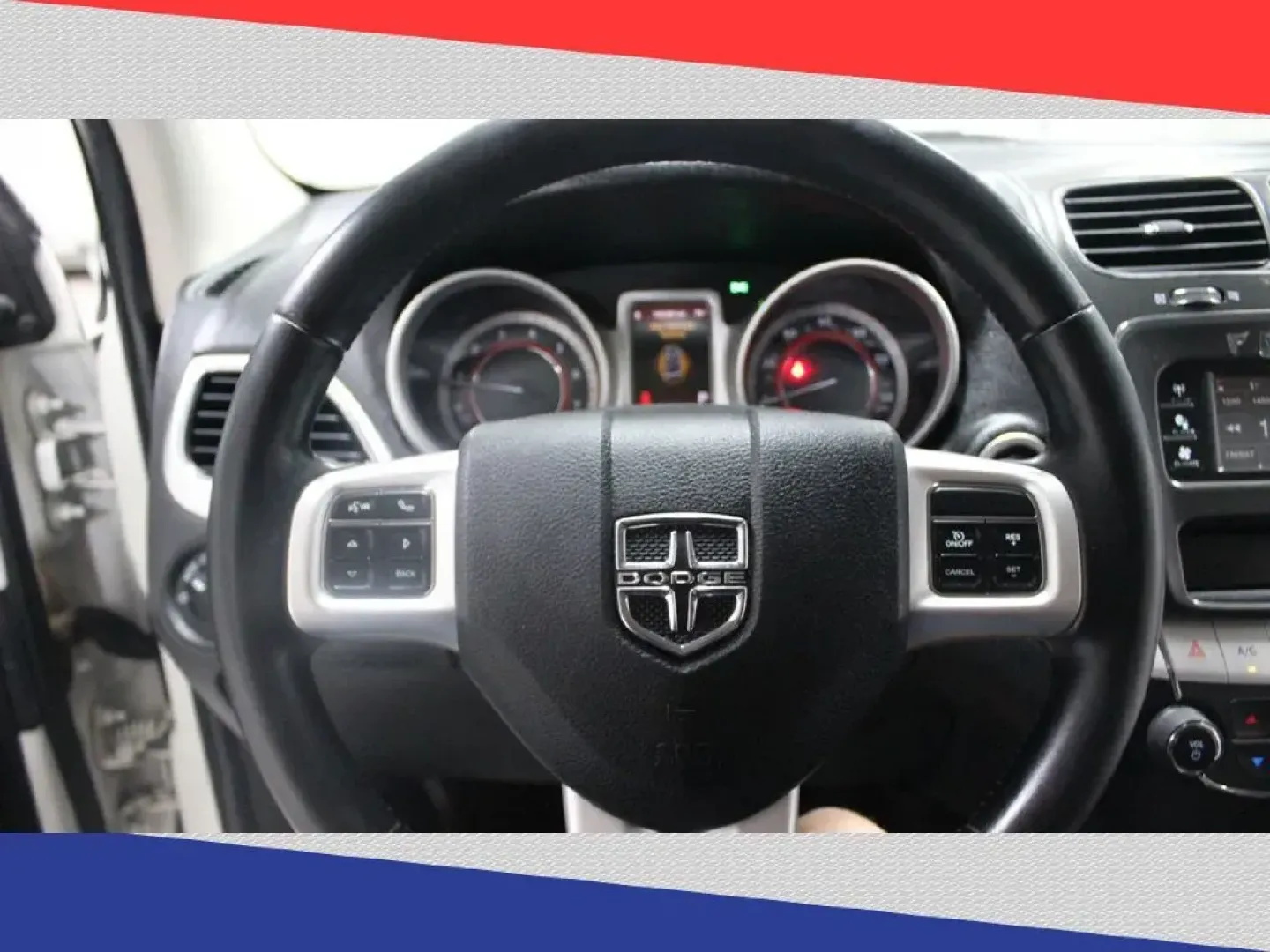 2013 Dodge Journey SXT (3C4PDCBB3DT) with an 2.4L L6 DOHC 16V engine, 4-Speed Automatic transmission, located at 5170 N La Cholla Blvd, Tucson, AZ, 85705, (520) 989-0282, 32.228245, -111.011742 - 2013 Dodge Journey - Photo#15