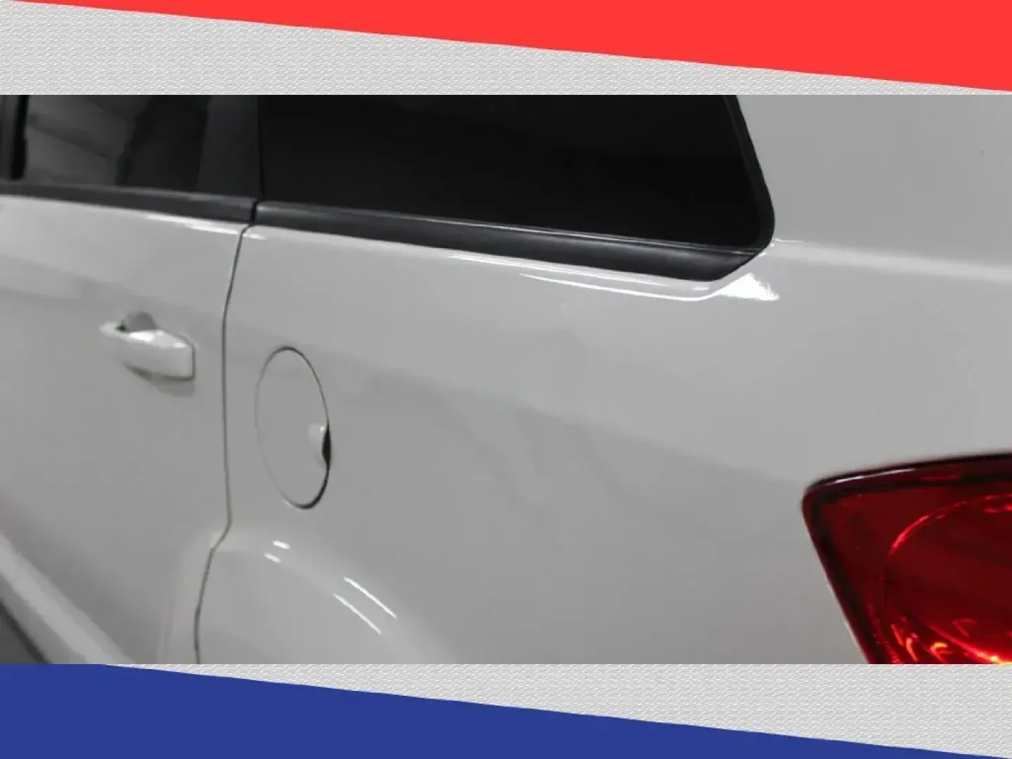 2013 Dodge Journey SXT (3C4PDCBB3DT) with an 2.4L L6 DOHC 16V engine, 4-Speed Automatic transmission, located at 5170 N La Cholla Blvd, Tucson, AZ, 85705, (520) 989-0282, 32.228245, -111.011742 - 2013 Dodge Journey - Photo#35