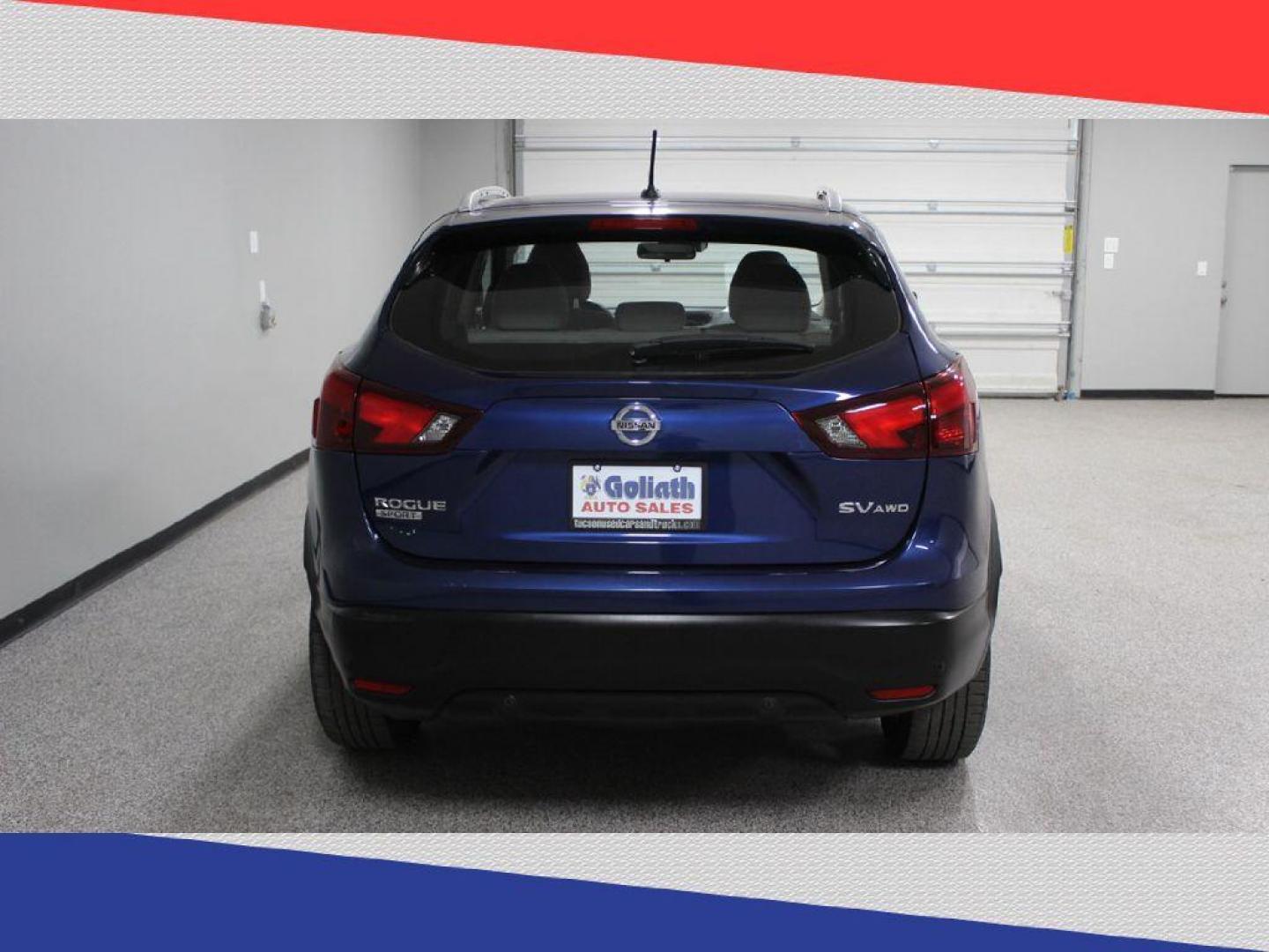 2019 Nissan Rogue Sport SL AWD (JN1BJ1CR9KW) with an 2.0L L4 DOHC 16V engine, CVT transmission, located at 5170 N La Cholla Blvd, Tucson, AZ, 85705, (520) 989-0282, 32.228245, -111.011742 - 2019 Nissan Rogue Sport - Photo#3