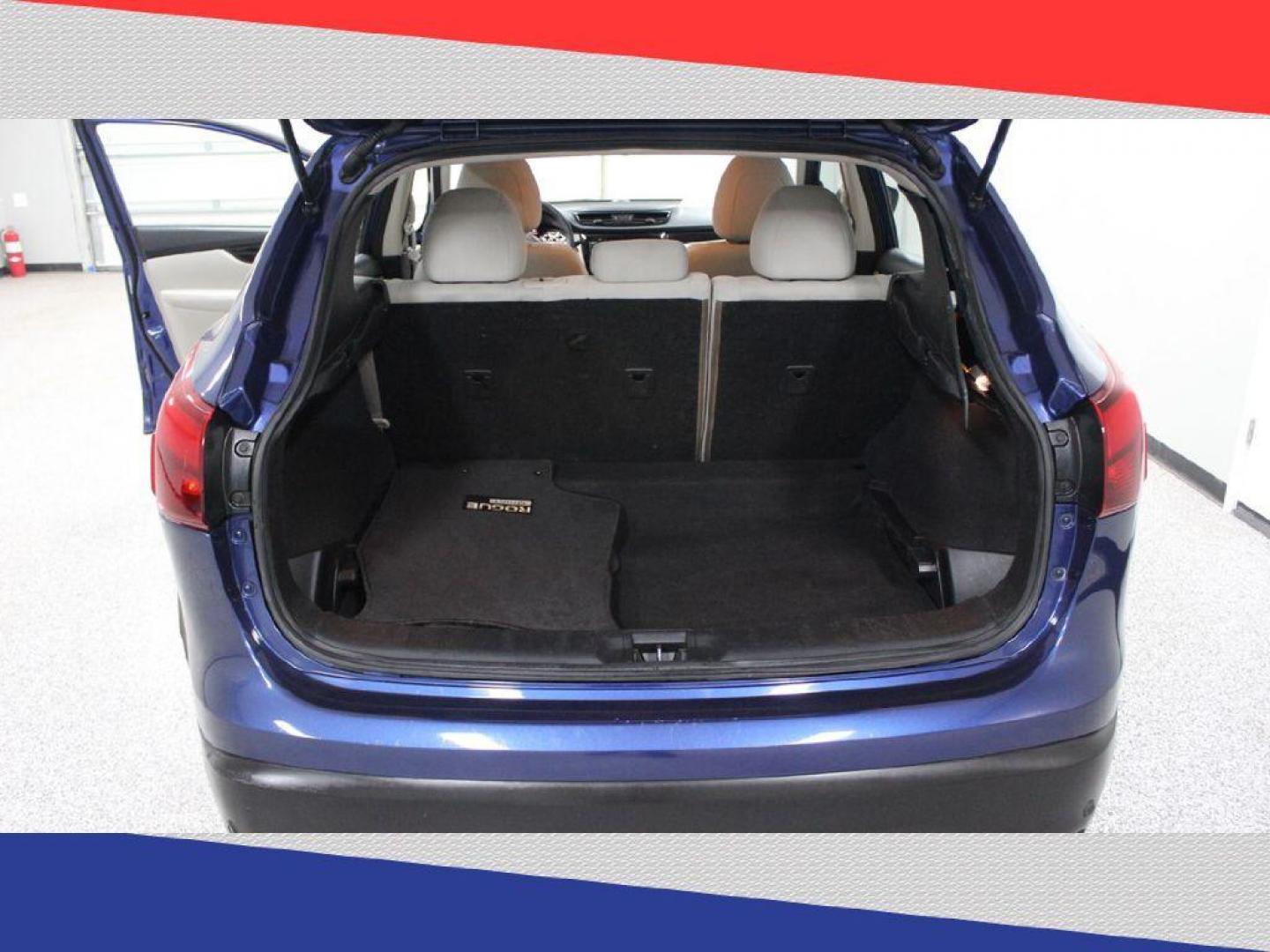 2019 Nissan Rogue Sport SL AWD (JN1BJ1CR9KW) with an 2.0L L4 DOHC 16V engine, CVT transmission, located at 5170 N La Cholla Blvd, Tucson, AZ, 85705, (520) 989-0282, 32.228245, -111.011742 - 2019 Nissan Rogue Sport - Photo#27