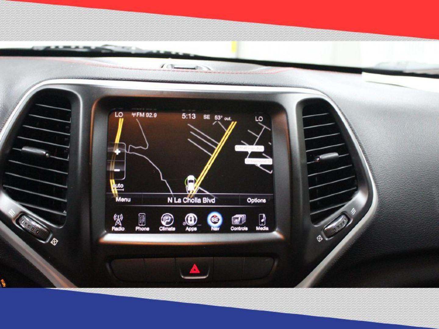 2014 Jeep Cherokee Trailhawk 4WD (1C4PJMBS2EW) with an 3.2L V6 DOHC 24V engine, 9-Speed Automatic transmission, located at 5170 N La Cholla Blvd, Tucson, AZ, 85705, (520) 989-0282, 32.228245, -111.011742 - 2014 Jeep Cherokee - Photo#18
