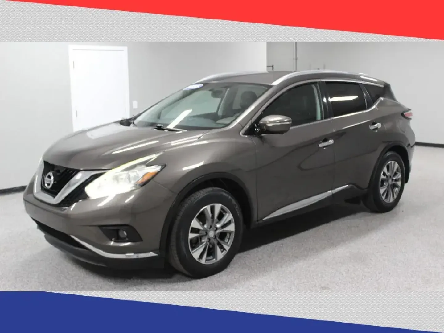 2015 Nissan Murano Platinum FWD (5N1AZ2MG3FN) with an 3.5L V6 DOHC 24V engine, Continuously Variable Transmission transmission, located at 5170 N La Cholla Blvd, Tucson, AZ, 85705, (520) 989-0282, 32.228245, -111.011742 - 2015 Nissan Murano - Photo#6