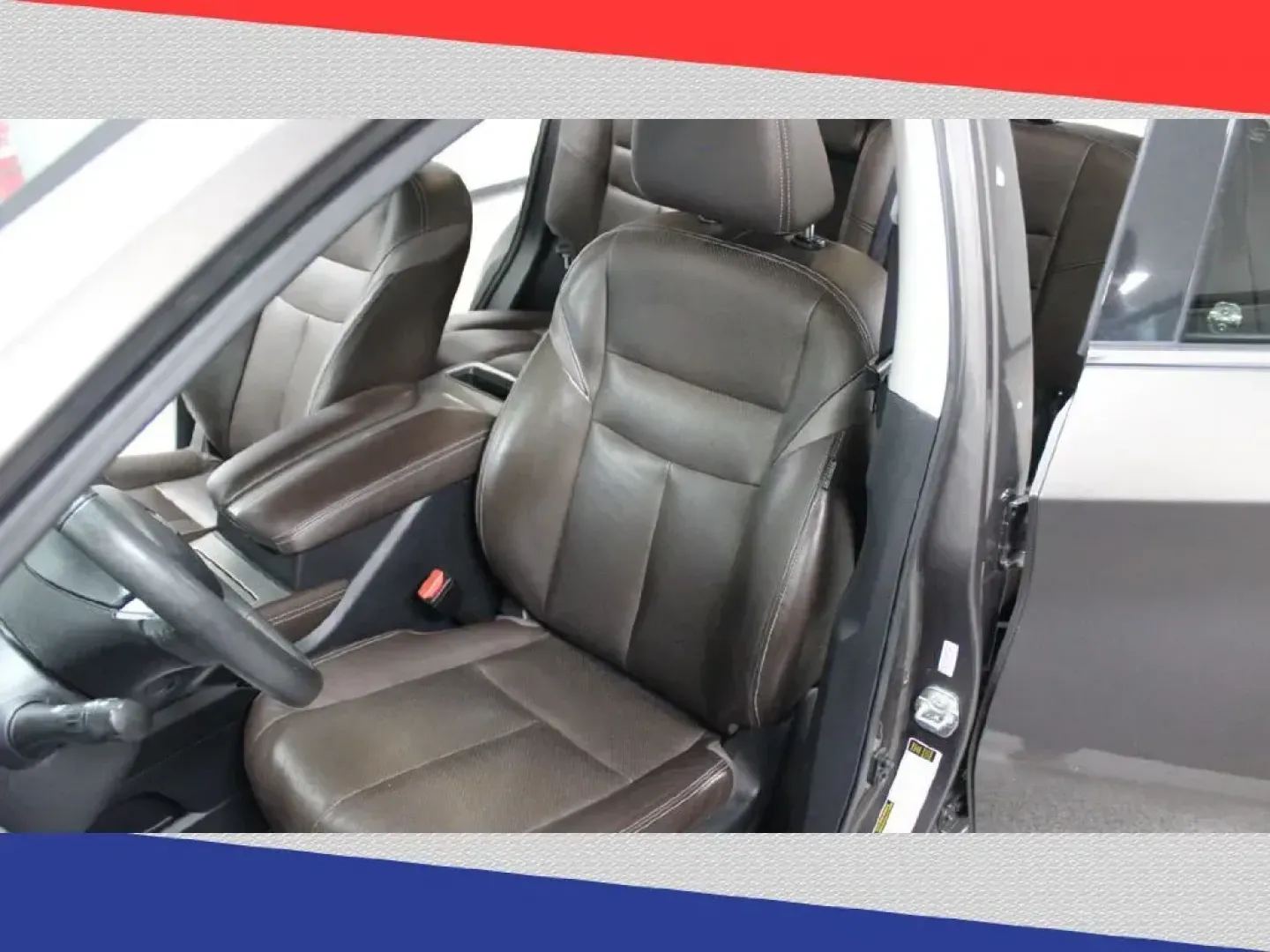 2015 Nissan Murano Platinum FWD (5N1AZ2MG3FN) with an 3.5L V6 DOHC 24V engine, Continuously Variable Transmission transmission, located at 5170 N La Cholla Blvd, Tucson, AZ, 85705, (520) 989-0282, 32.228245, -111.011742 - 2015 Nissan Murano - Photo#11