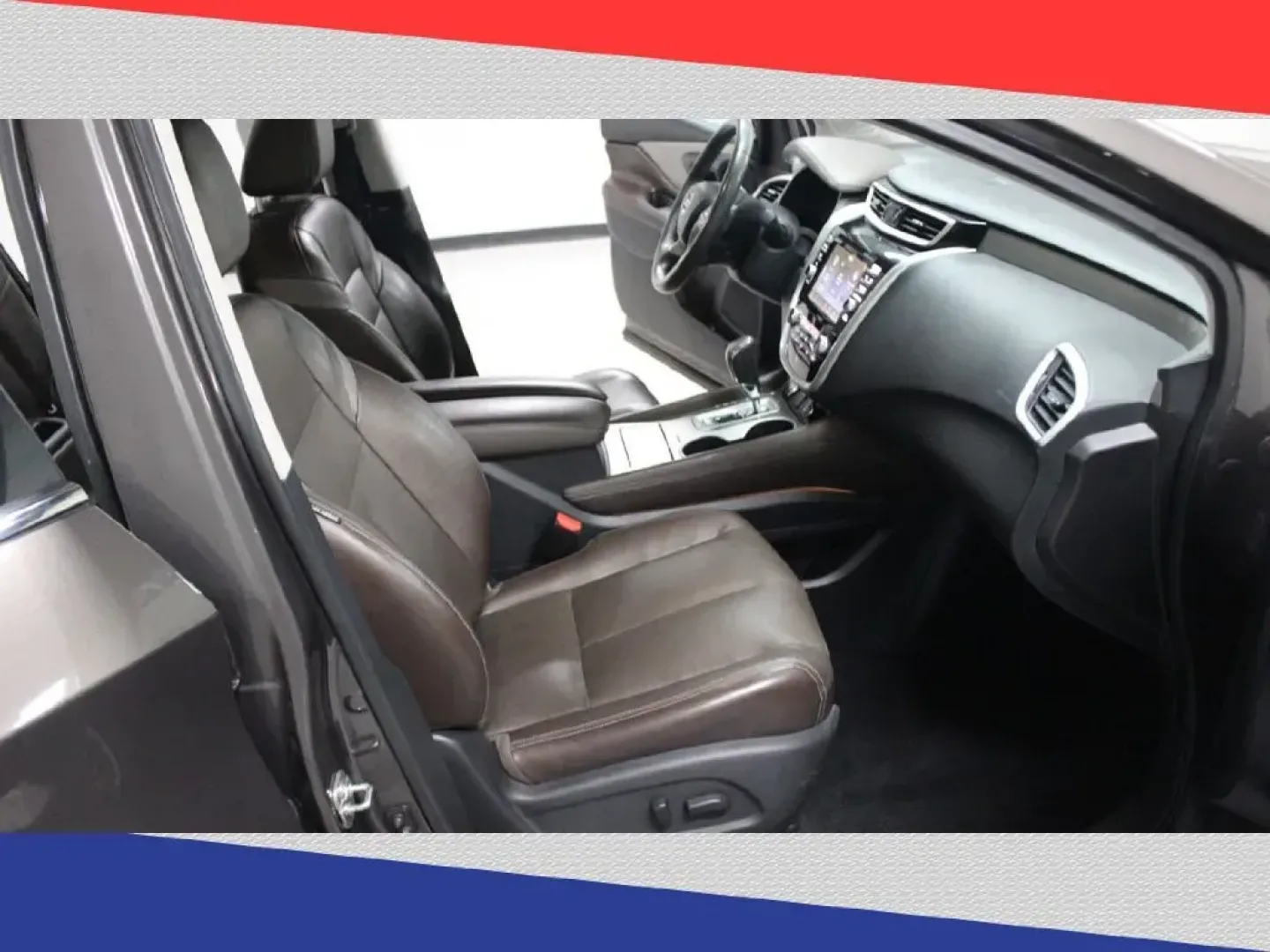 2015 Nissan Murano Platinum FWD (5N1AZ2MG3FN) with an 3.5L V6 DOHC 24V engine, Continuously Variable Transmission transmission, located at 5170 N La Cholla Blvd, Tucson, AZ, 85705, (520) 989-0282, 32.228245, -111.011742 - 2015 Nissan Murano - Photo#29