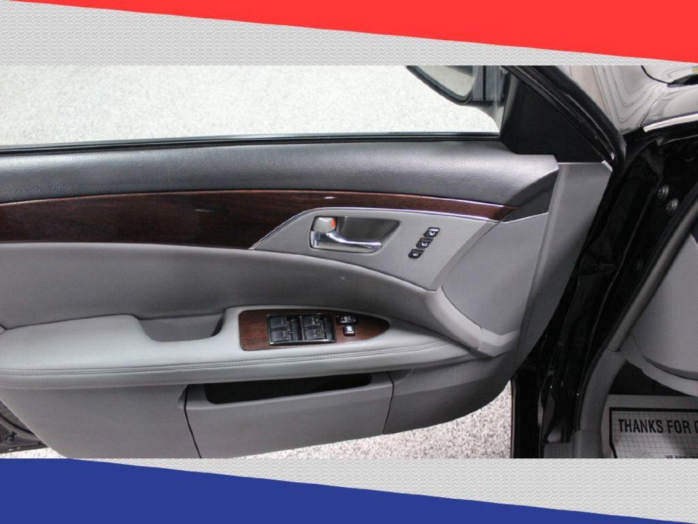 2009 Toyota Avalon Limited (4T1BK36B79U) with an 3.5L V6 DOHC 24V engine, 6-Speed Automatic transmission, located at 5170 N La Cholla Blvd, Tucson, AZ, 85705, (520) 989-0282, 32.228245, -111.011742 - 2009 Toyota Avalon - Photo#12