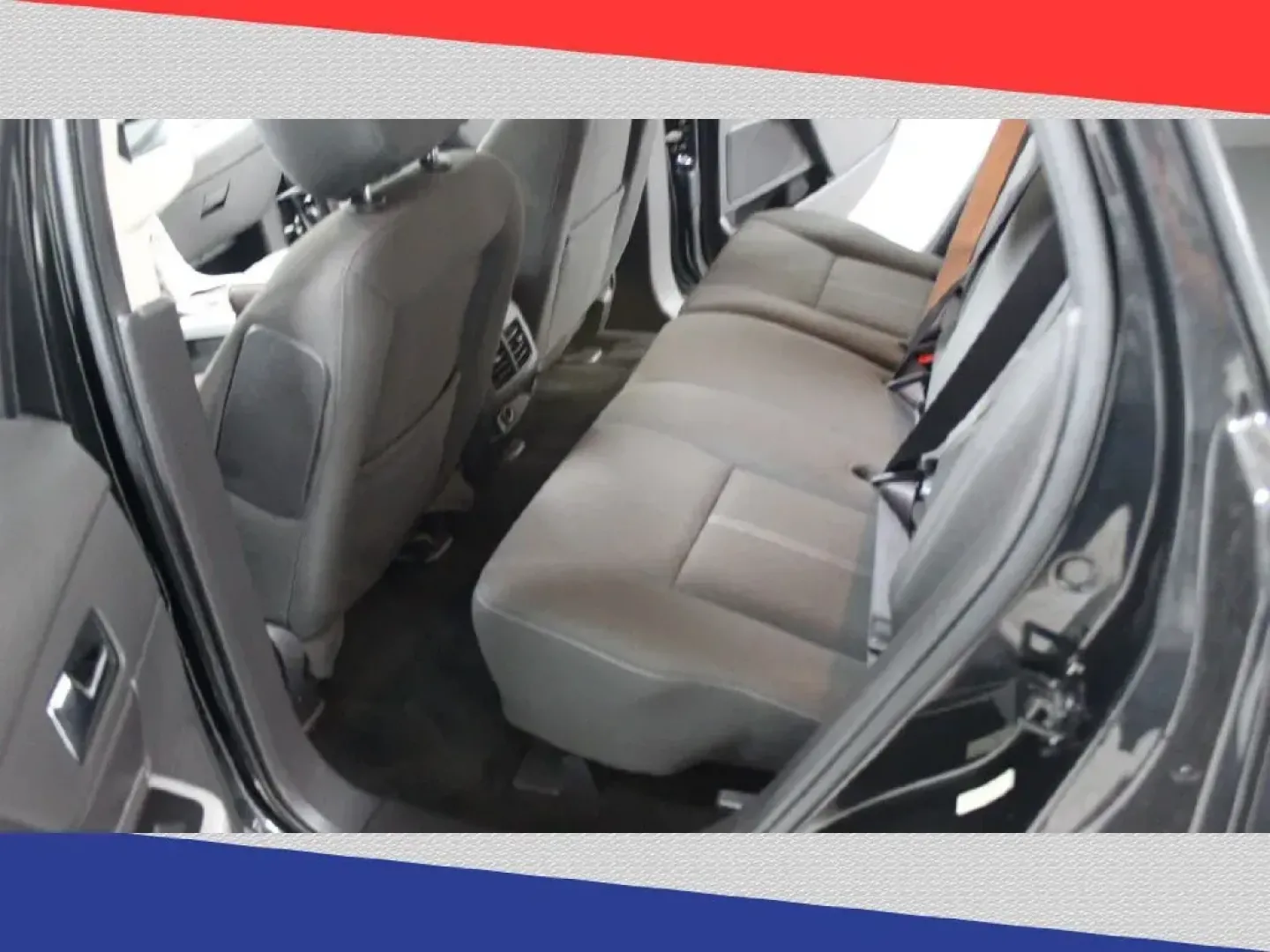 2014 Ford Edge SE FWD (2FMDK3GC4EB) with an 3.5L V6 DOHC 24V engine, 6-Speed Automatic transmission, located at 5170 N La Cholla Blvd, Tucson, AZ, 85705, (520) 989-0282, 32.228245, -111.011742 - 2014 Ford Edge - Photo#21