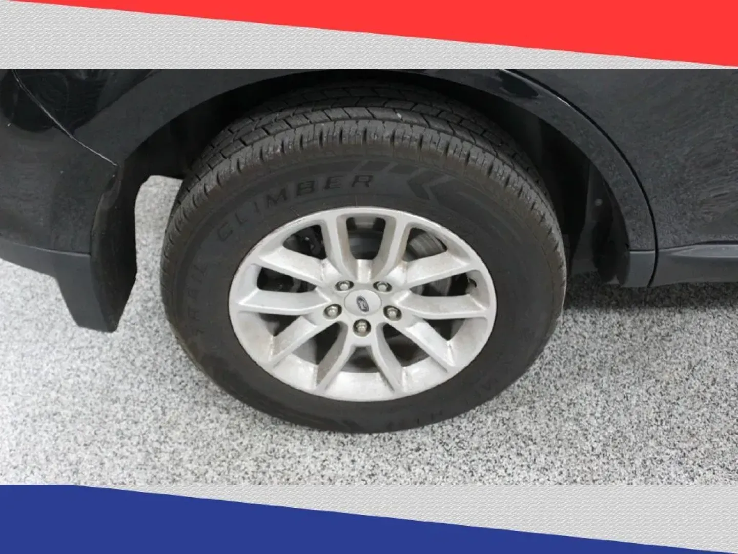 2014 Ford Edge SE FWD (2FMDK3GC4EB) with an 3.5L V6 DOHC 24V engine, 6-Speed Automatic transmission, located at 5170 N La Cholla Blvd, Tucson, AZ, 85705, (520) 989-0282, 32.228245, -111.011742 - 2014 Ford Edge - Photo#34