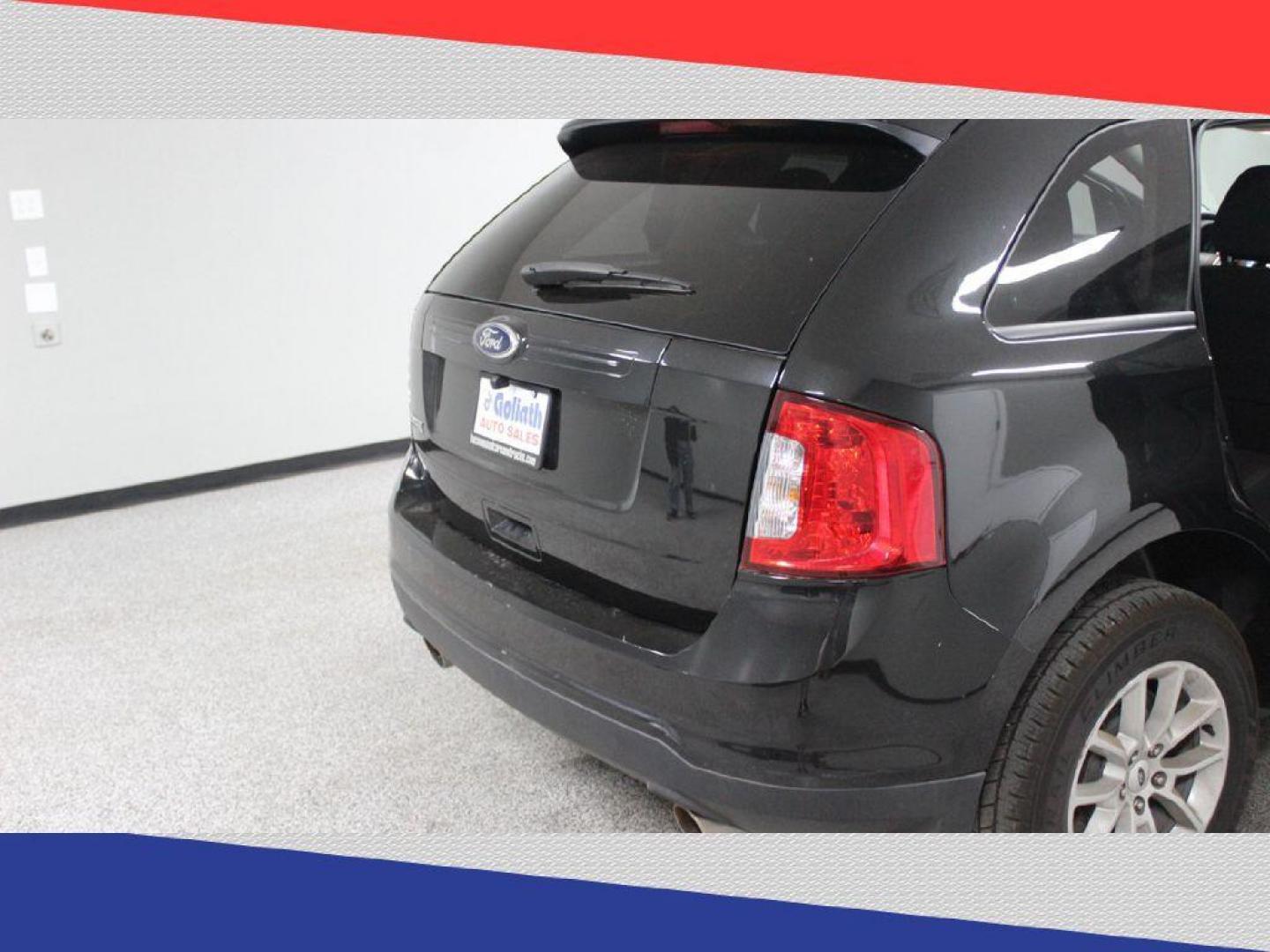 2014 Ford Edge SE FWD (2FMDK3GC4EB) with an 3.5L V6 DOHC 24V engine, 6-Speed Automatic transmission, located at 5170 N La Cholla Blvd, Tucson, AZ, 85705, (520) 989-0282, 32.228245, -111.011742 - 2014 Ford Edge - Photo#24