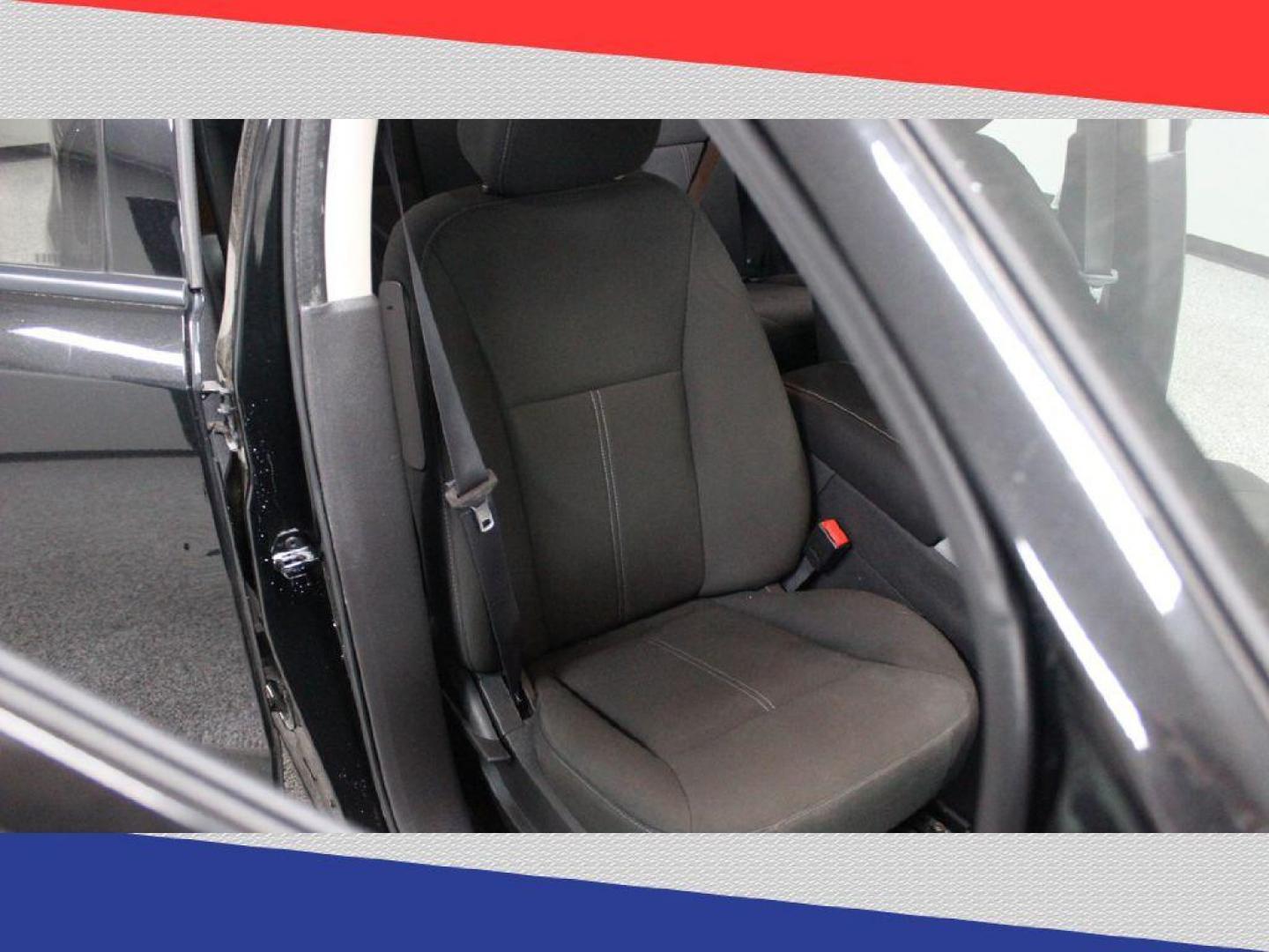 2014 Ford Edge SE FWD (2FMDK3GC4EB) with an 3.5L V6 DOHC 24V engine, 6-Speed Automatic transmission, located at 5170 N La Cholla Blvd, Tucson, AZ, 85705, (520) 989-0282, 32.228245, -111.011742 - 2014 Ford Edge - Photo#27