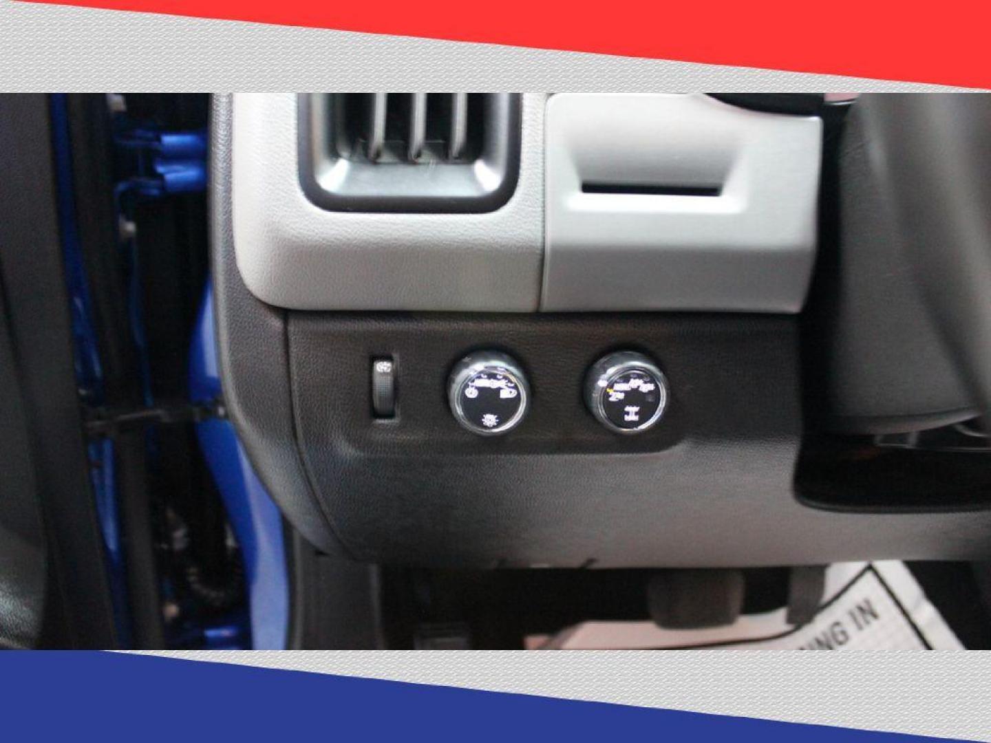 2018 Chevrolet Colorado LT Crew Cab 4WD Long Box (1GCGTCEN0J1) with an 3.6L V6 DOHC 24V GAS engine, 6A transmission, located at 5170 N La Cholla Blvd, Tucson, AZ, 85705, (520) 989-0282, 32.228245, -111.011742 - 2018 Chevrolet Colorado - Photo#13