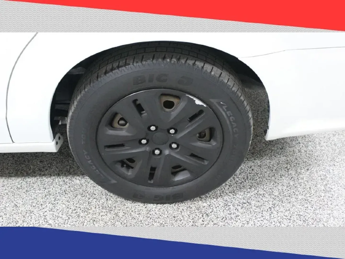 2019 Dodge Grand Caravan SE Plus (2C4RDGBG1KR) with an 3.6L V6 DOHC 24V engine, 6A transmission, located at 5170 N La Cholla Blvd, Tucson, AZ, 85705, (520) 989-0282, 32.228245, -111.011742 - 2019 Dodge Grand Caravan - Photo#35
