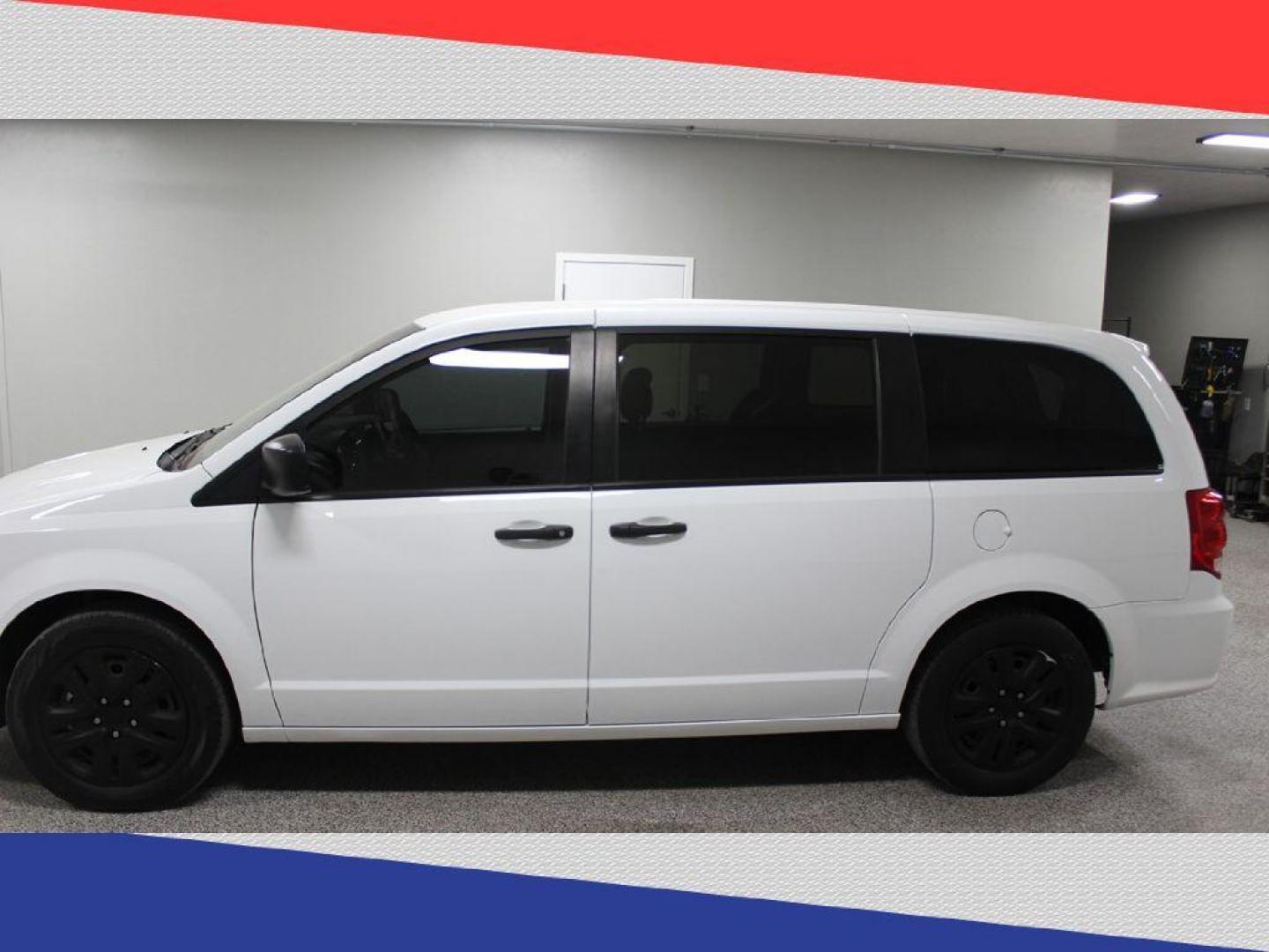 2019 Dodge Grand Caravan SE Plus (2C4RDGBG1KR) with an 3.6L V6 DOHC 24V engine, 6A transmission, located at 5170 N La Cholla Blvd, Tucson, AZ, 85705, (520) 989-0282, 32.228245, -111.011742 - 2019 Dodge Grand Caravan - Photo#5