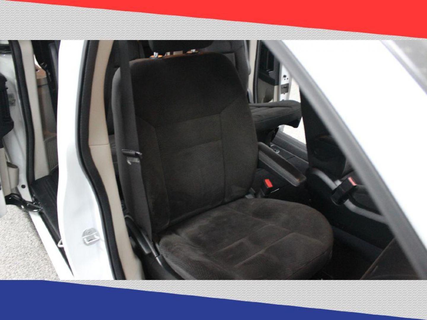 2019 Dodge Grand Caravan SE Plus (2C4RDGBG1KR) with an 3.6L V6 DOHC 24V engine, 6A transmission, located at 5170 N La Cholla Blvd, Tucson, AZ, 85705, (520) 989-0282, 32.228245, -111.011742 - 2019 Dodge Grand Caravan - Photo#30