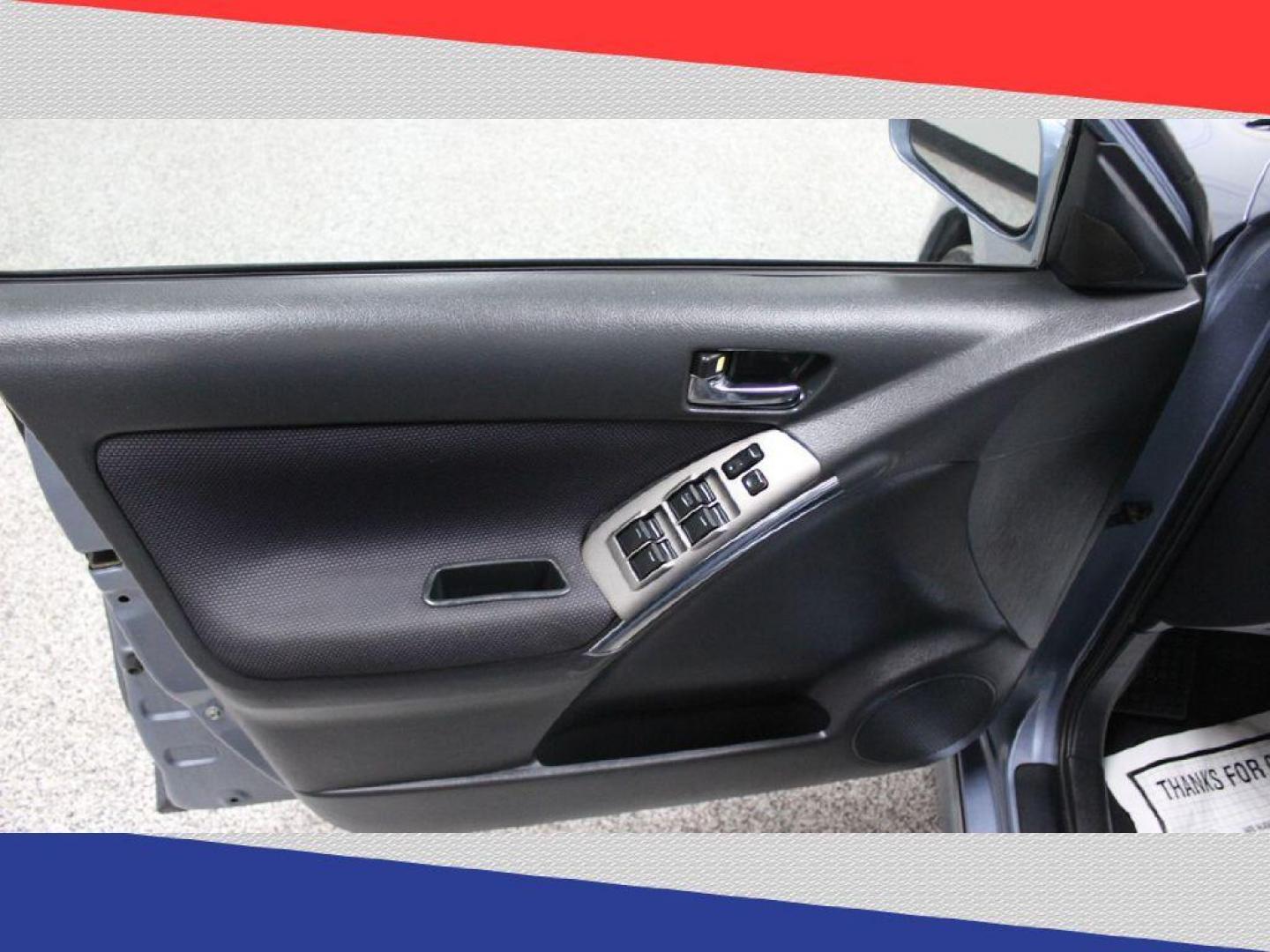 2003 Toyota Matrix XRS (2T1KY38E33C) with an 1.8L L4 DOHC 16V engine, Automatic transmission, located at 5170 N La Cholla Blvd, Tucson, AZ, 85705, (520) 989-0282, 32.228245, -111.011742 - 2003 Toyota Matrix - Photo#12