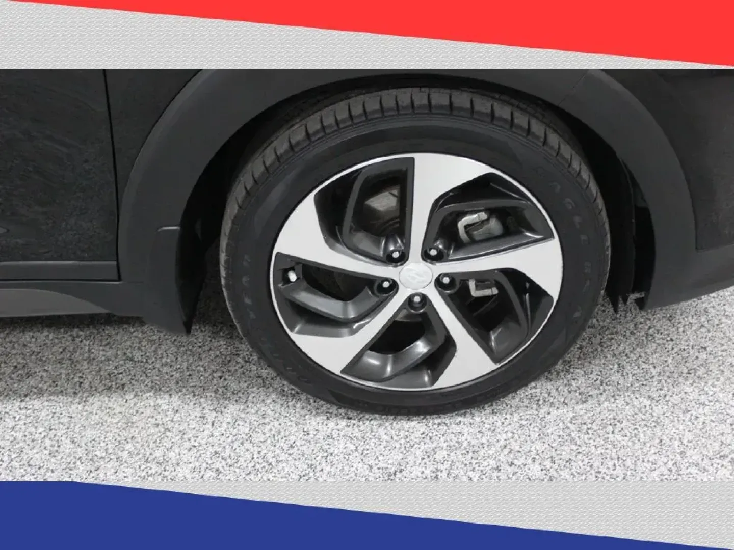 2016 Hyundai Tucson Eco (KM8J33A29GU) with an 1.6L L4 DOHC 16V engine, 7A transmission, located at 5170 N La Cholla Blvd, Tucson, AZ, 85705, (520) 989-0282, 32.228245, -111.011742 - 2016 Hyundai Tucson - Photo#38