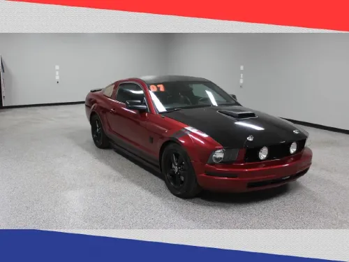 2007 Ford Mustang V6 Premium Coupe