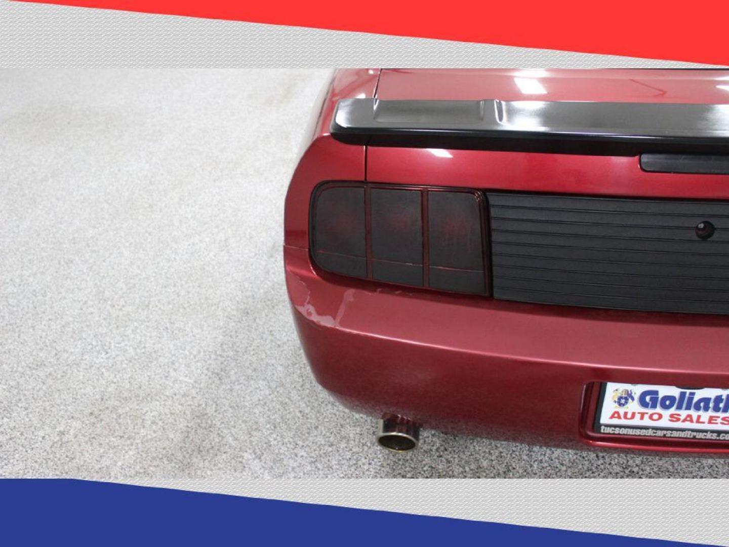 2007 Ford Mustang V6 Deluxe Coupe (1ZVHT80N075) with an 4.0L V6 SOHC 12V engine, Automatic transmission, located at 5170 N La Cholla Blvd, Tucson, AZ, 85705, (520) 989-0282, 32.228245, -111.011742 - 2007 Ford Mustang - Photo#32