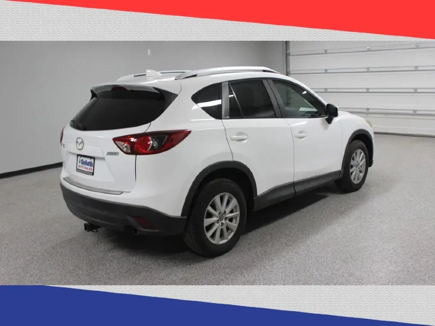 2016 Mazda CX-5 Sport AT (JM3KE2BY5G0) with an 2.5L L4 DOHC 16V engine, 6-Speed Automatic transmission, located at 5170 N La Cholla Blvd, Tucson, AZ, 85705, (520) 989-0282, 32.228245, -111.011742 - **Discover Your Next Adventure with the 2016 Mazda CX-5 Perfect for Family Outings and Weekend Getaways!**<br /> <br /> At Goliath Auto Sales in Tucson, AZ, we understand that life is an adventure waiting to unfold, and the 2016 Mazda CX-5 is the perfect companion for every journey. Whether you're - Photo#2