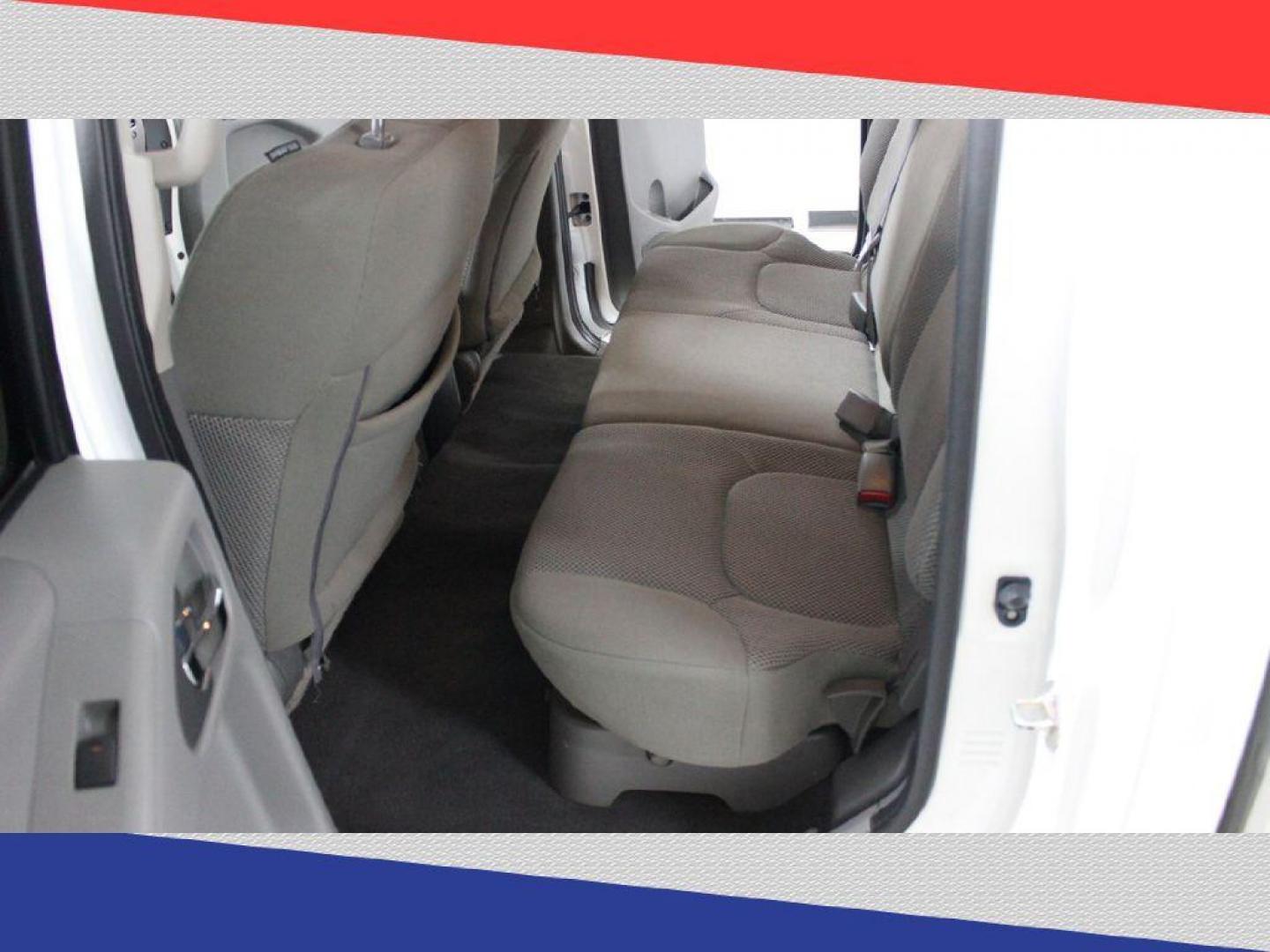 2021 Nissan Frontier S Crew Cab 2WD (1N6ED0EA4MN) with an 3.8L V6 DOHC 24V engine, 9A transmission, located at 5170 N La Cholla Blvd, Tucson, AZ, 85705, (520) 989-0282, 32.228245, -111.011742 - 2021 Nissan Frontier - Photo#21