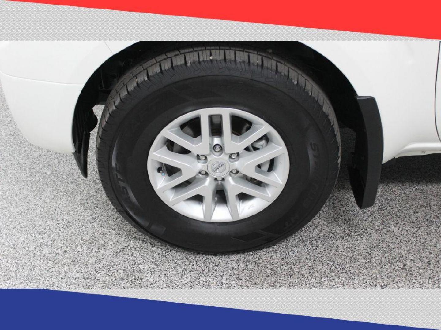 2021 Nissan Frontier S Crew Cab 2WD (1N6ED0EA4MN) with an 3.8L V6 DOHC 24V engine, 9A transmission, located at 5170 N La Cholla Blvd, Tucson, AZ, 85705, (520) 989-0282, 32.228245, -111.011742 - 2021 Nissan Frontier - Photo#36