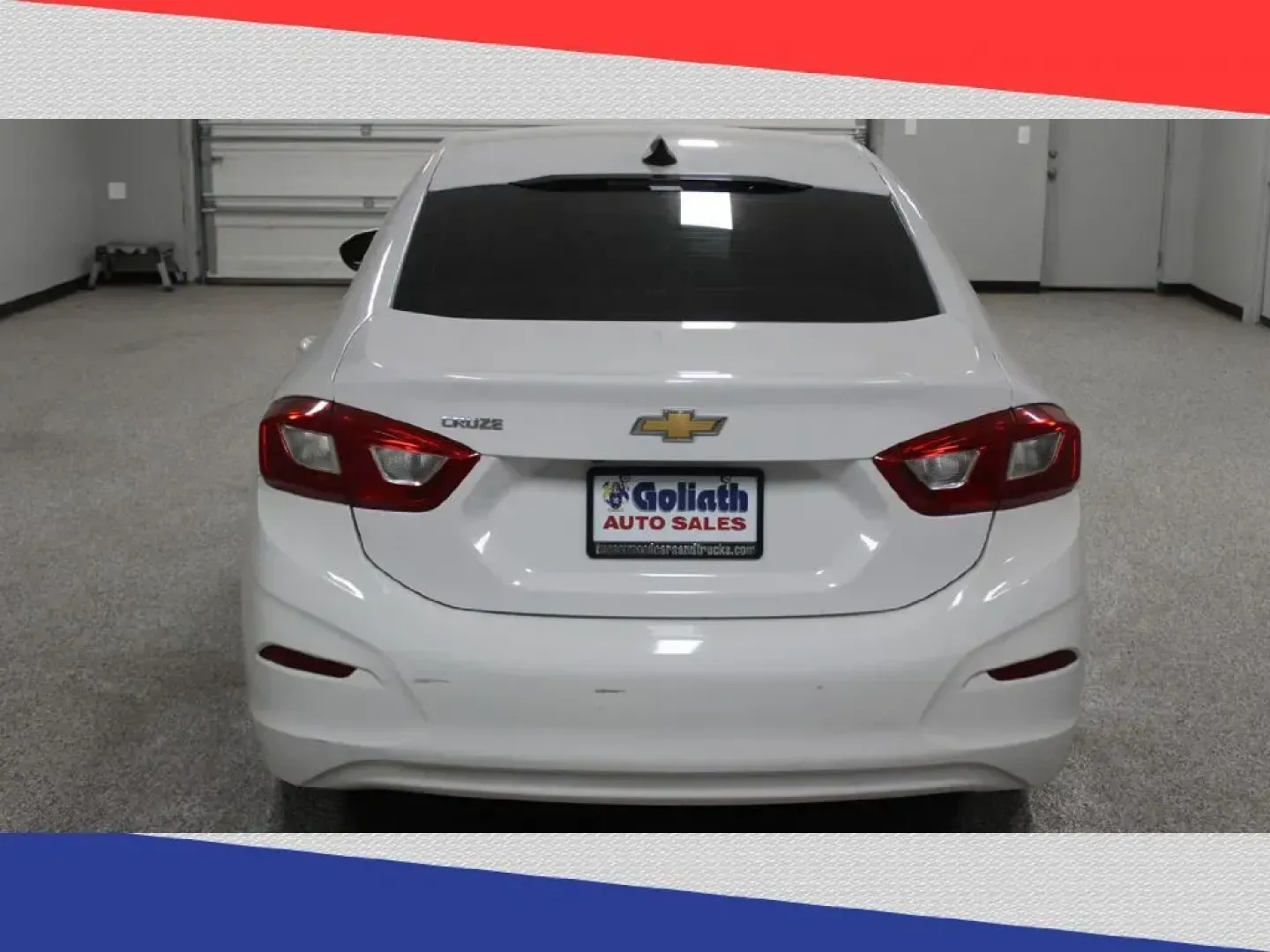 2017 Chevrolet Cruze LS Auto (1G1BC5SM0H7) with an 1.4L L4 DOHC 16V TURBO engine, 6A transmission, located at 5170 N La Cholla Blvd, Tucson, AZ, 85705, (520) 989-0282, 32.228245, -111.011742 - 2017 Chevrolet Cruze - Photo#3