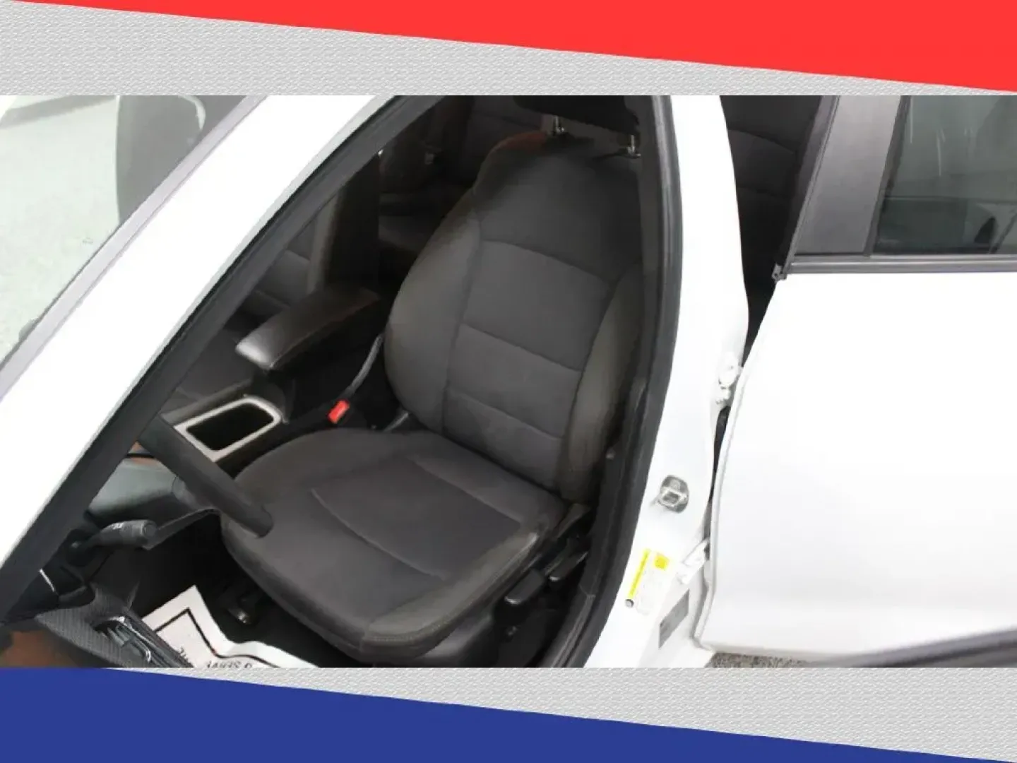 2017 Chevrolet Cruze LS Auto (1G1BC5SM0H7) with an 1.4L L4 DOHC 16V TURBO engine, 6A transmission, located at 5170 N La Cholla Blvd, Tucson, AZ, 85705, (520) 989-0282, 32.228245, -111.011742 - 2017 Chevrolet Cruze - Photo#11