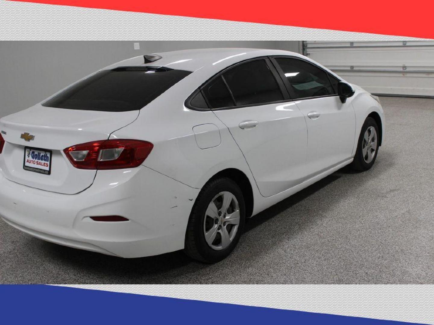 2017 Chevrolet Cruze LS Auto (1G1BC5SM0H7) with an 1.4L L4 DOHC 16V TURBO engine, 6A transmission, located at 5170 N La Cholla Blvd, Tucson, AZ, 85705, (520) 989-0282, 32.228245, -111.011742 - 2017 Chevrolet Cruze - Photo#2