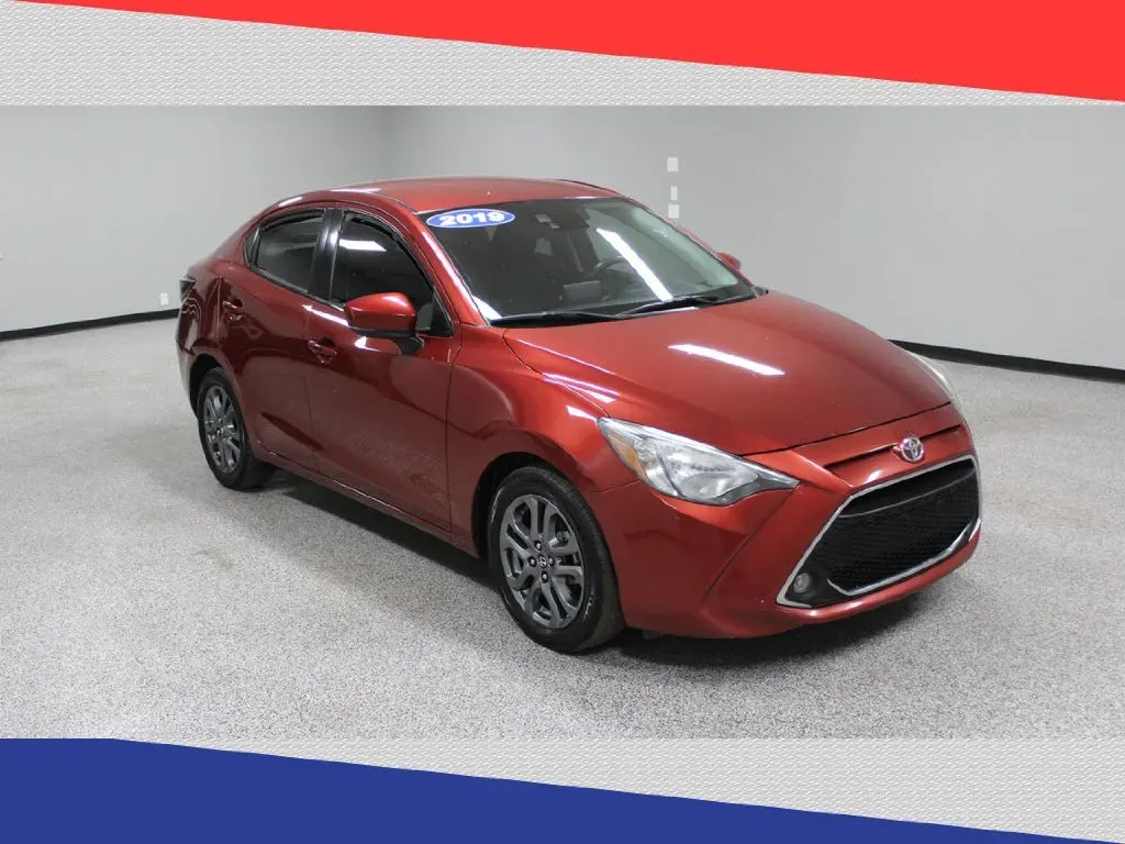 photo of 2019 Toyota Yaris L 6M