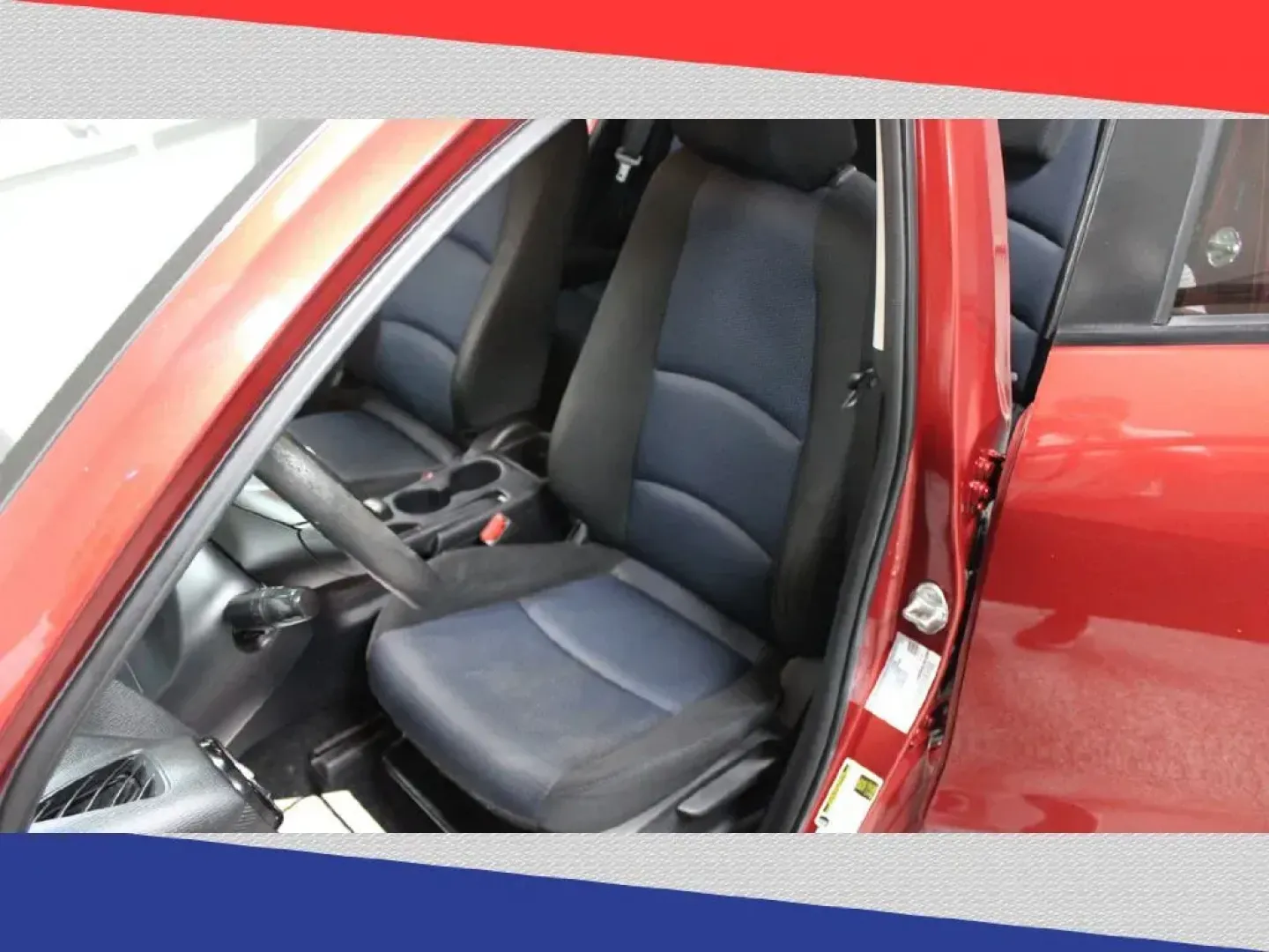 2019 Toyota Yaris L 6M (3MYDLBYV8KY) with an 1.5L L4 DOHC 16V engine, 6M transmission, located at 5170 N La Cholla Blvd, Tucson, AZ, 85705, (520) 989-0282, 32.228245, -111.011742 - 2019 Toyota Yaris - Photo#11