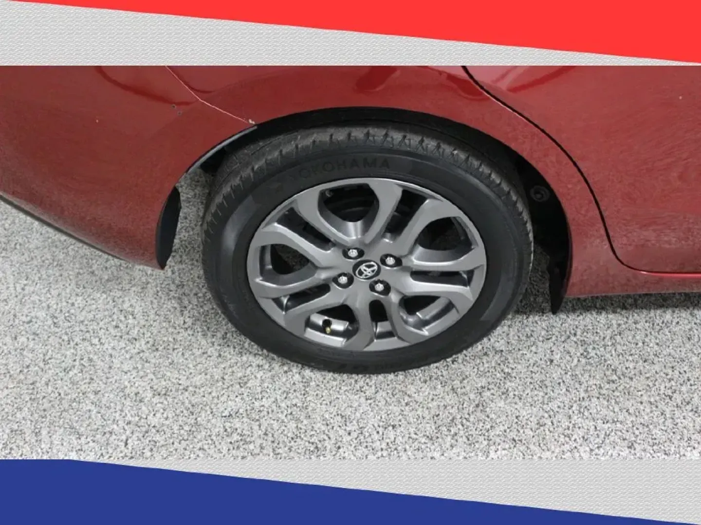 2019 Toyota Yaris L 6M (3MYDLBYV8KY) with an 1.5L L4 DOHC 16V engine, 6M transmission, located at 5170 N La Cholla Blvd, Tucson, AZ, 85705, (520) 989-0282, 32.228245, -111.011742 - 2019 Toyota Yaris - Photo#36