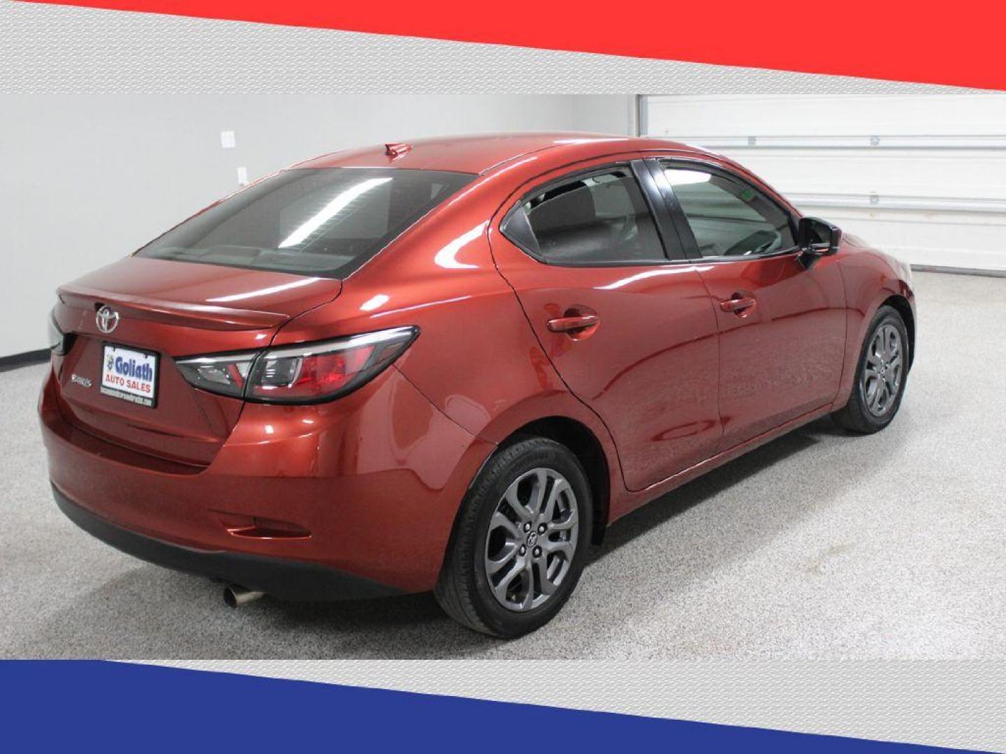 2019 Toyota Yaris L 6M (3MYDLBYV8KY) with an 1.5L L4 DOHC 16V engine, 6M transmission, located at 5170 N La Cholla Blvd, Tucson, AZ, 85705, (520) 989-0282, 32.228245, -111.011742 - 2019 Toyota Yaris - Photo#2