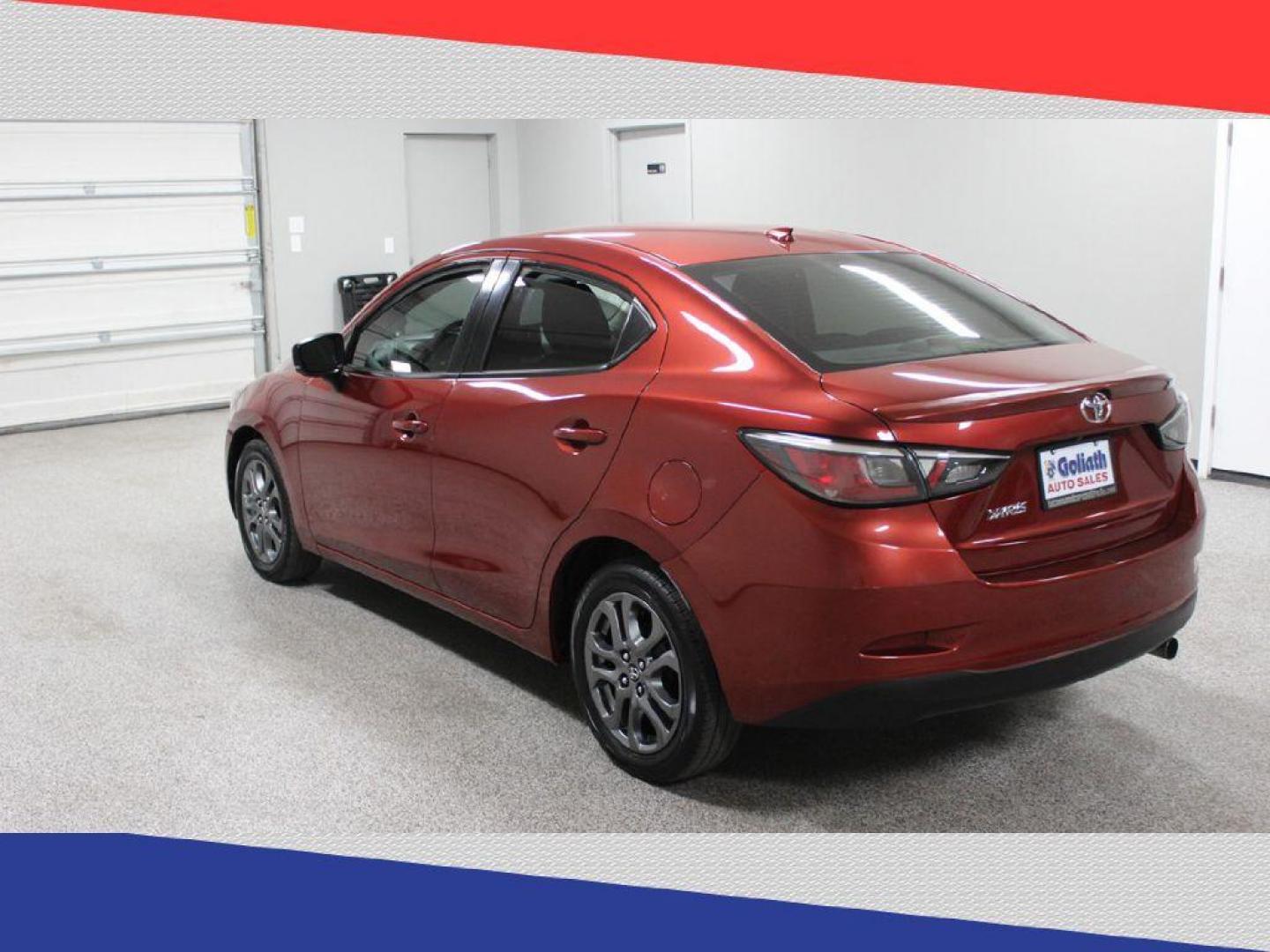 2019 Toyota Yaris L 6M (3MYDLBYV8KY) with an 1.5L L4 DOHC 16V engine, 6M transmission, located at 5170 N La Cholla Blvd, Tucson, AZ, 85705, (520) 989-0282, 32.228245, -111.011742 - 2019 Toyota Yaris - Photo#4