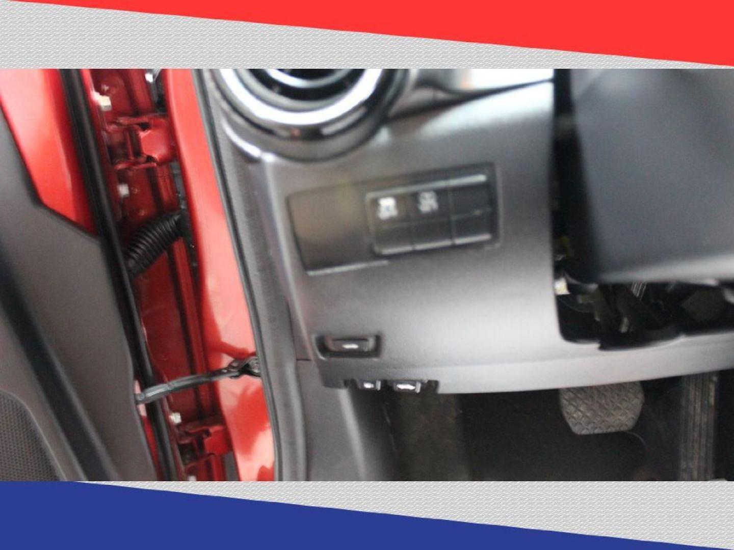 2019 Toyota Yaris L 6M (3MYDLBYV8KY) with an 1.5L L4 DOHC 16V engine, 6M transmission, located at 5170 N La Cholla Blvd, Tucson, AZ, 85705, (520) 989-0282, 32.228245, -111.011742 - 2019 Toyota Yaris - Photo#13