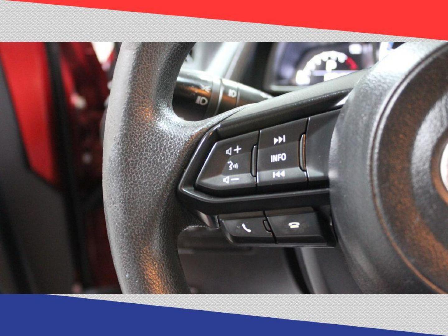 2019 Toyota Yaris L 6M (3MYDLBYV8KY) with an 1.5L L4 DOHC 16V engine, 6M transmission, located at 5170 N La Cholla Blvd, Tucson, AZ, 85705, (520) 989-0282, 32.228245, -111.011742 - 2019 Toyota Yaris - Photo#15